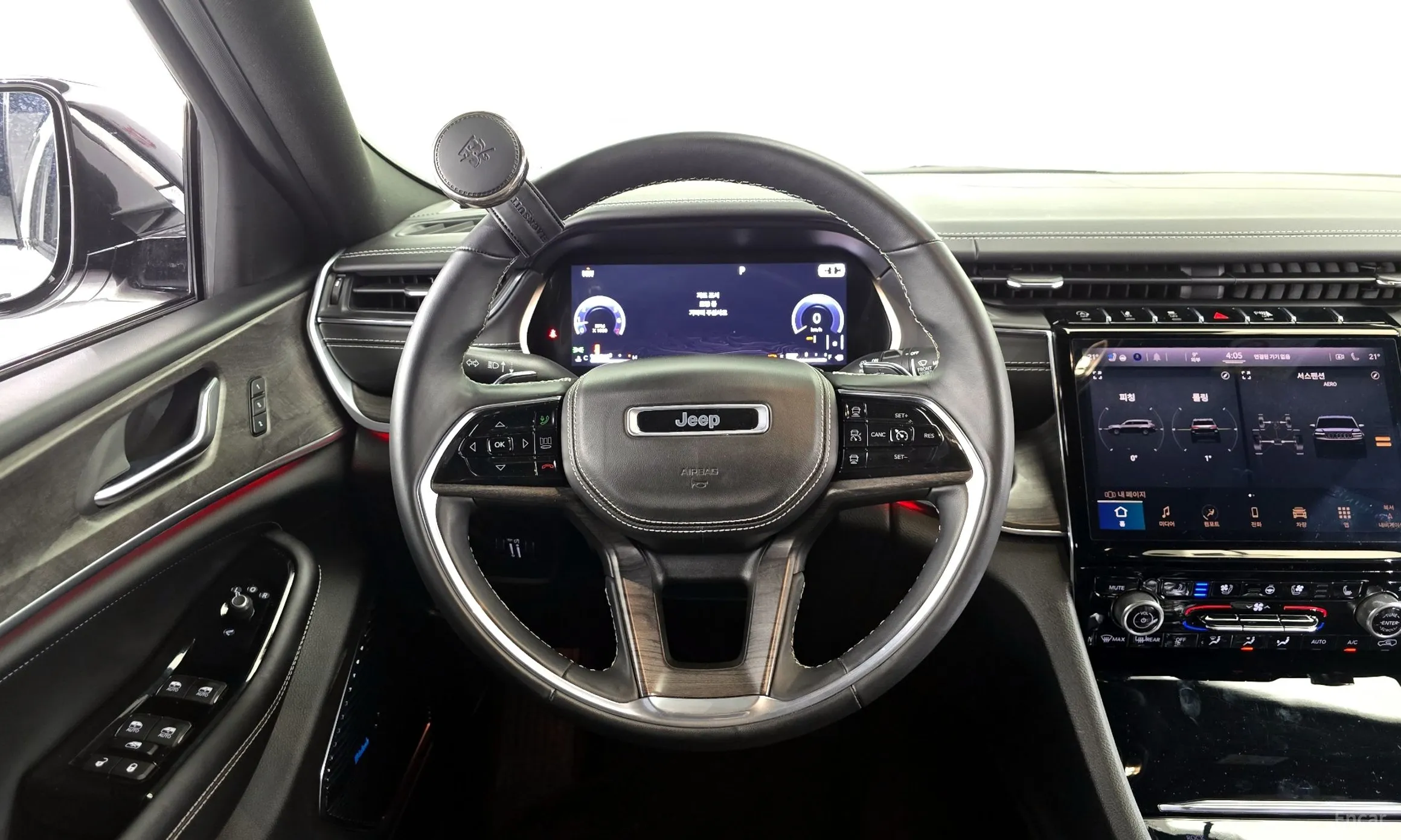Jeep Grand Cherokee (WL) превью 13