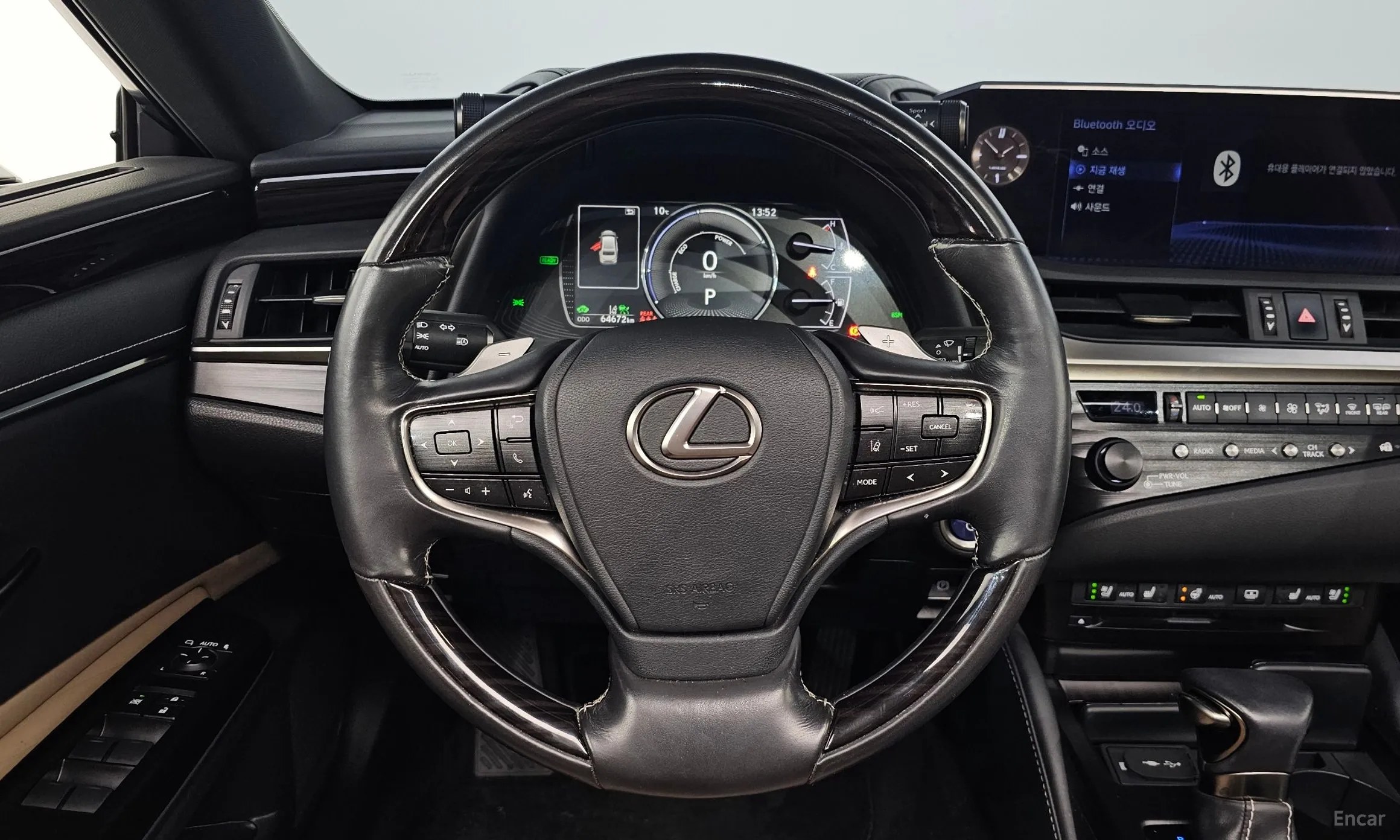 Lexus ES300h 7th Generation превью 13
