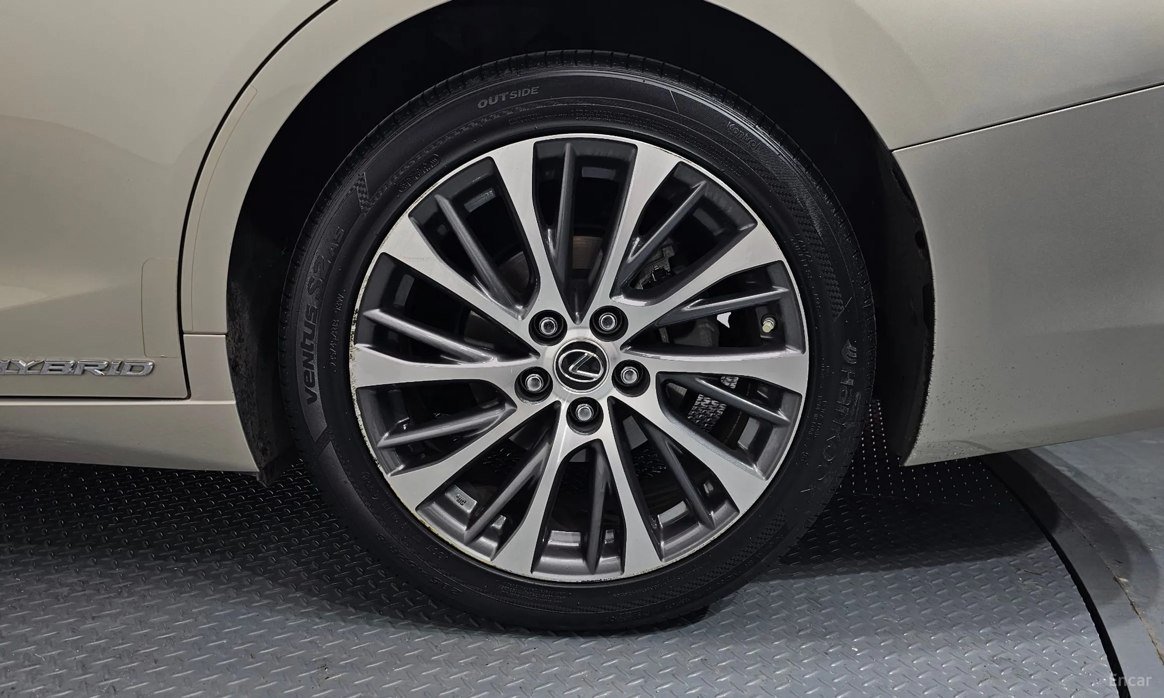 Lexus ES300h 7th Generation превью 5