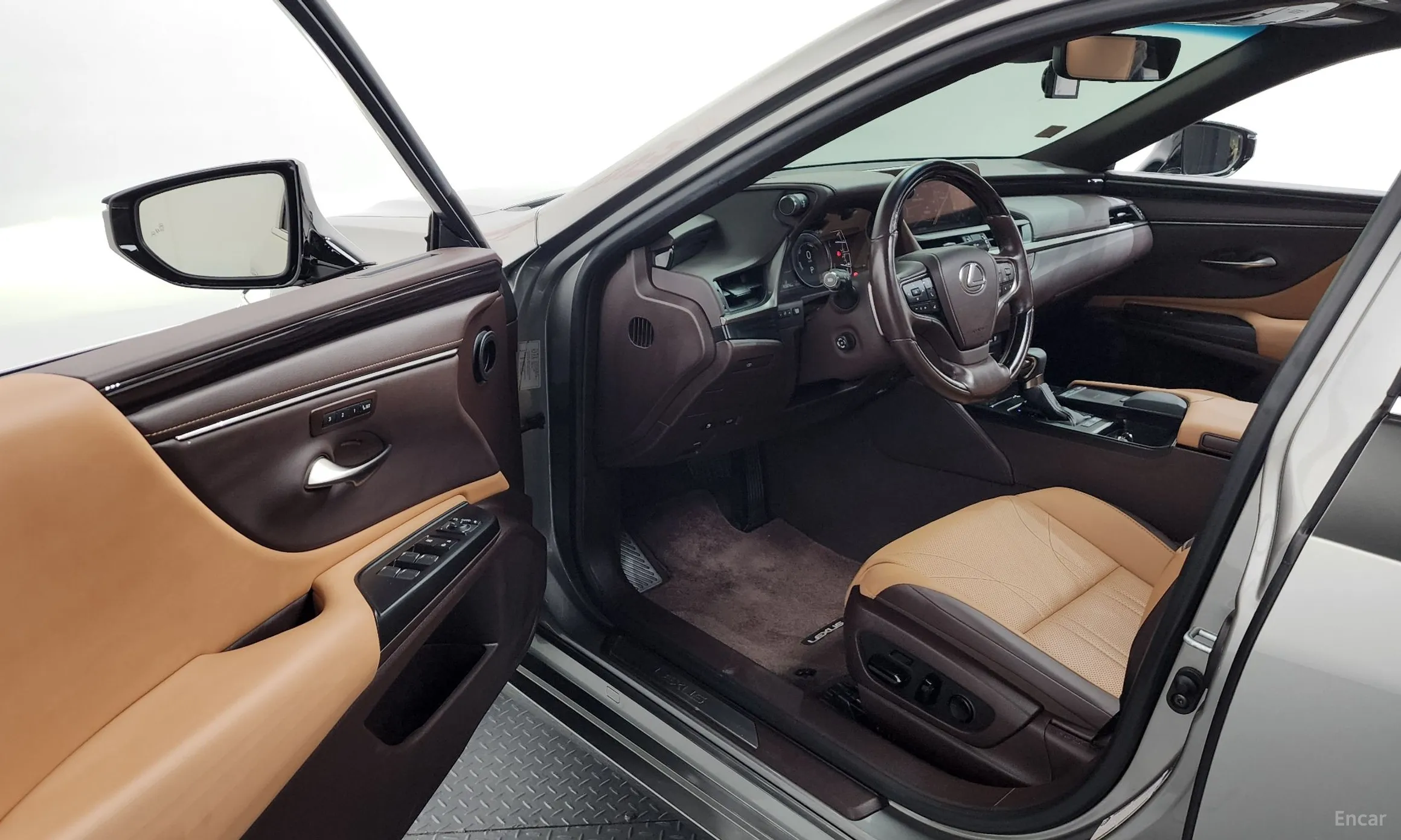 Lexus ES300h 7th Generation превью 10