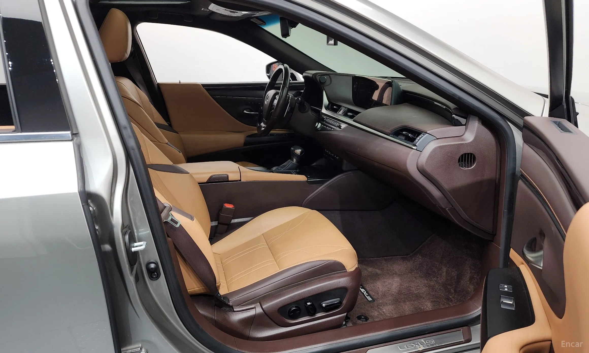 Lexus ES300h 7th Generation превью 11