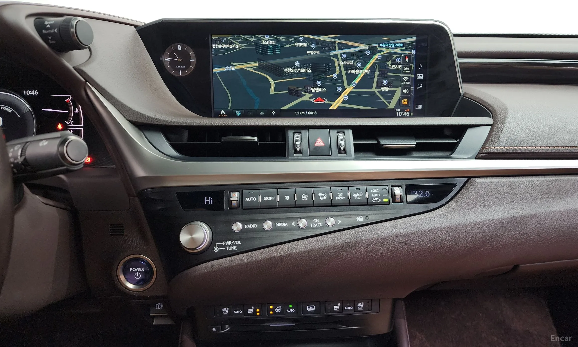 Lexus ES300h 7th Generation превью 14