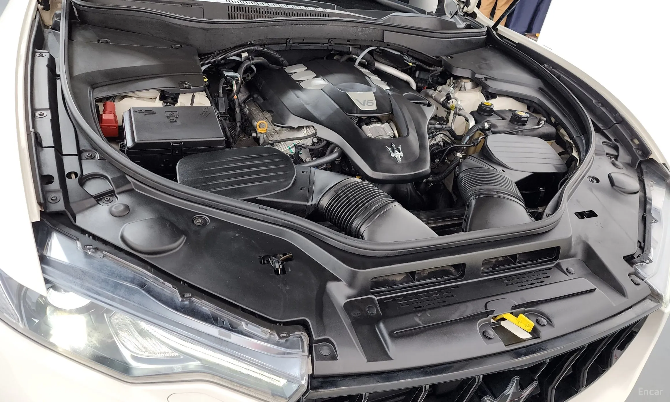 Maserati Levante превью 6