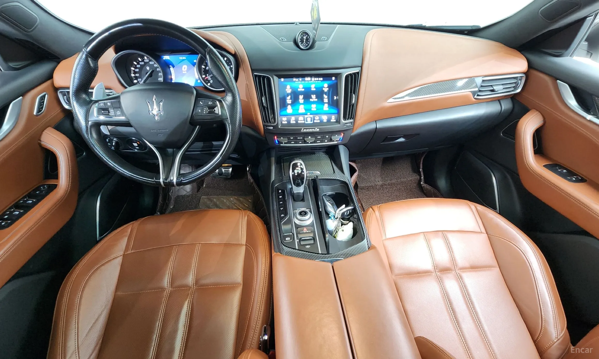Maserati Levante превью 7
