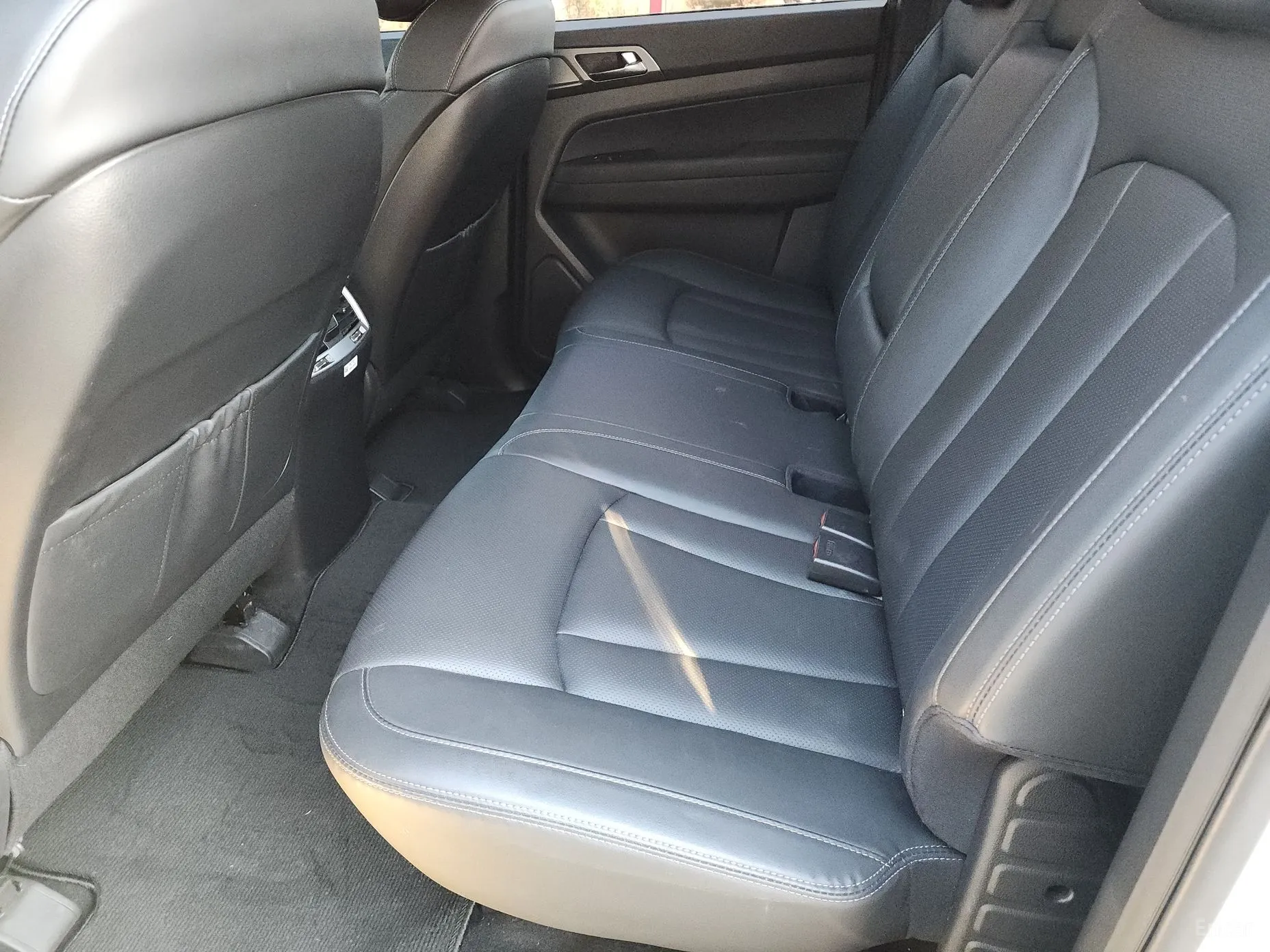 KG Mobility (SsangYong) Rexton Sports Khan превью 14