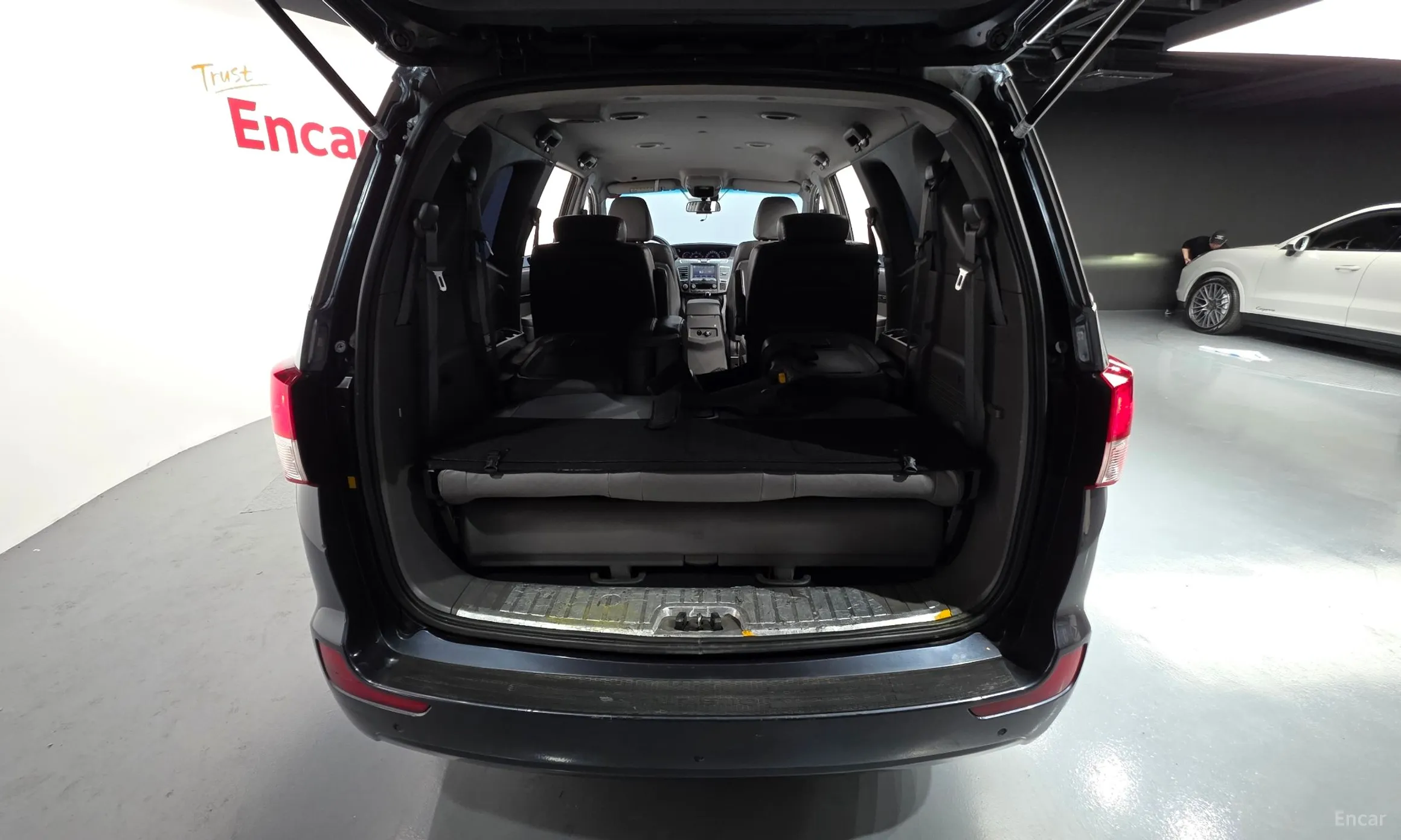KG Mobility (SsangYong) Korando Turismo превью 20
