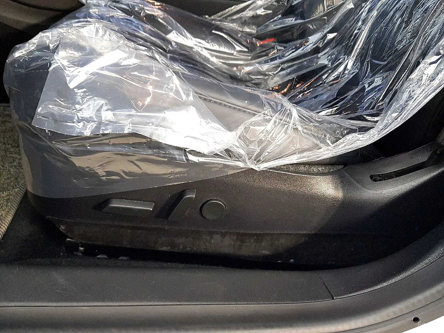 Tesla Model 3 превью 13