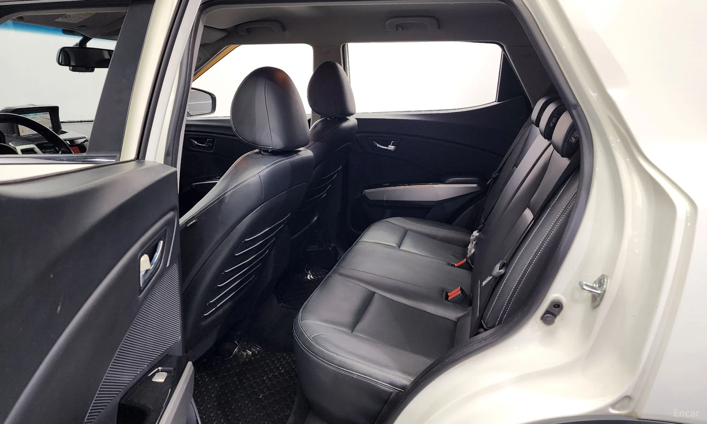 KG Mobility (SsangYong) Tivoli, Lazio превью 11