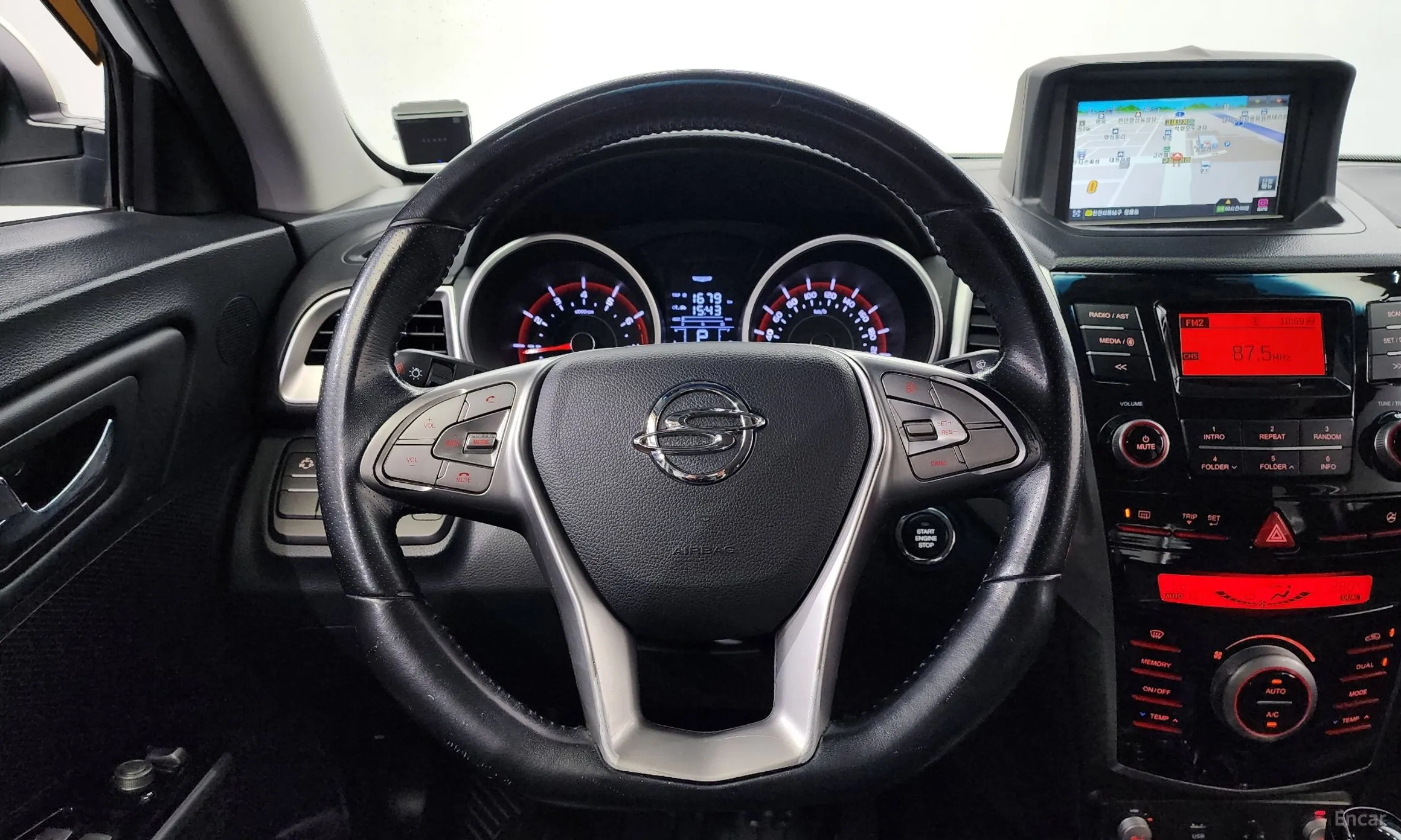 KG Mobility (SsangYong) Tivoli, Lazio превью 16