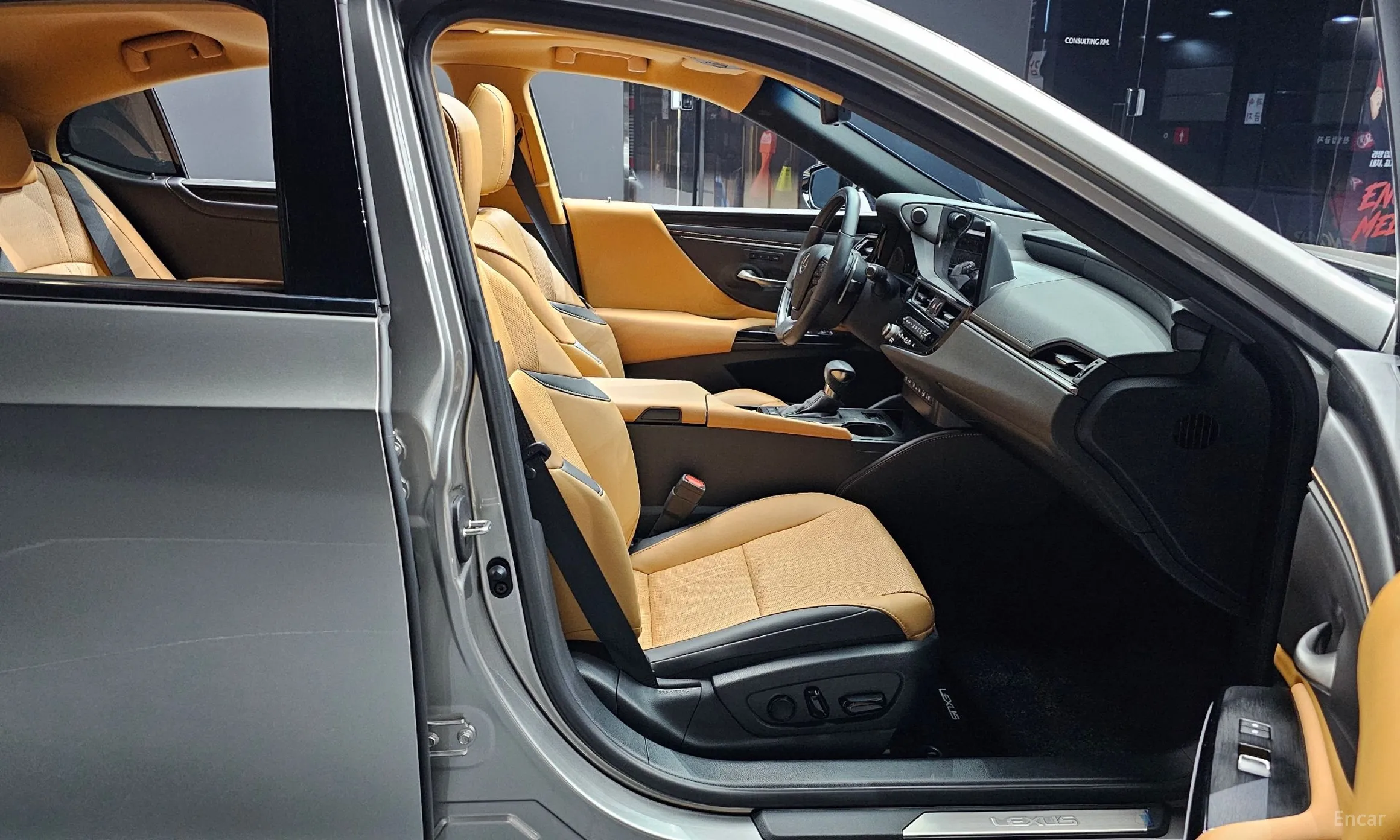 Lexus ES300h 7th Generation превью 10
