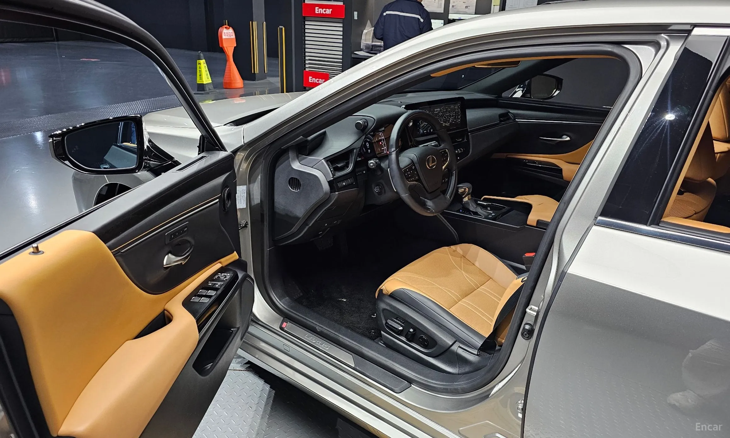 Lexus ES300h 7th Generation превью 11