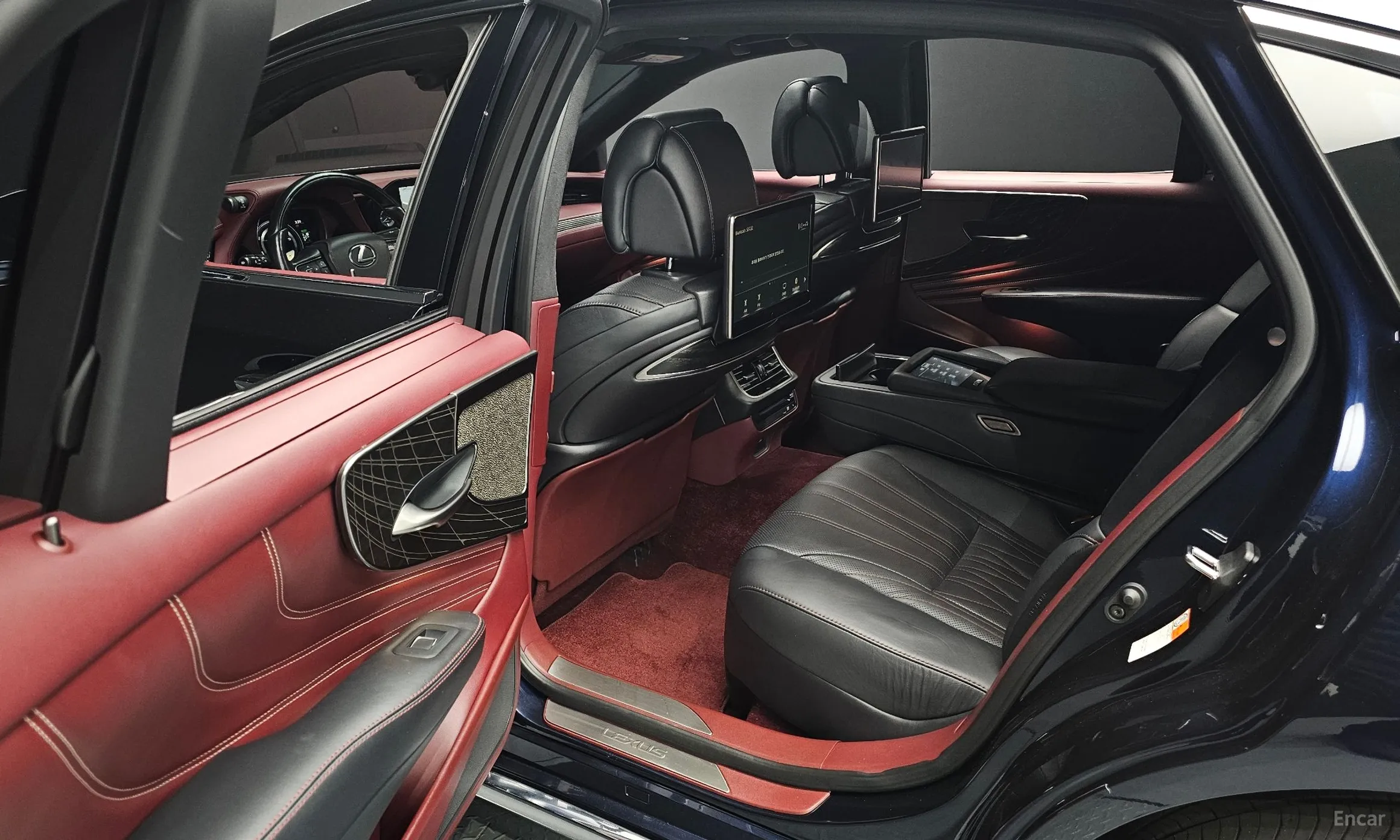 Lexus LS500h Gen 5 превью 12