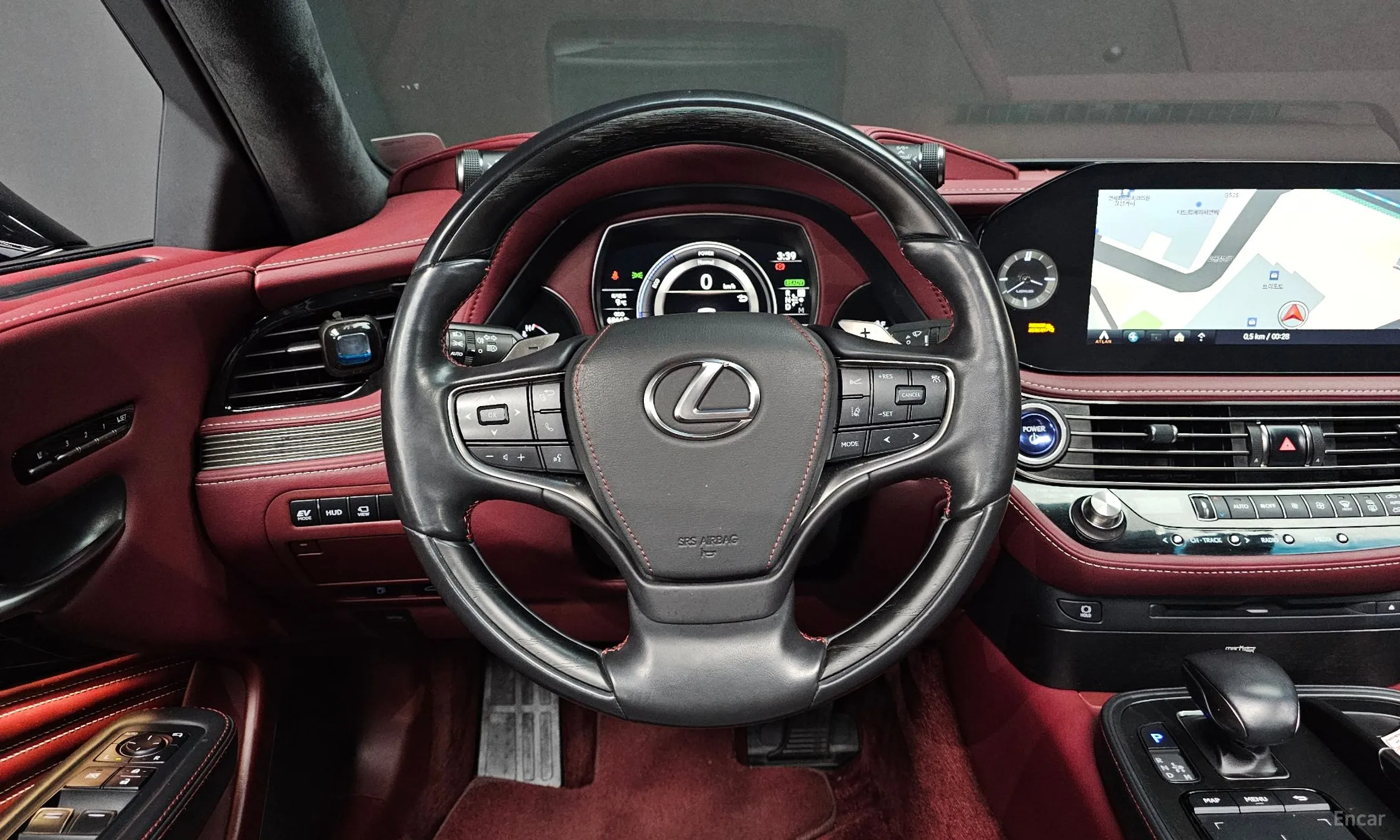 Lexus LS500h Gen 5 превью 13