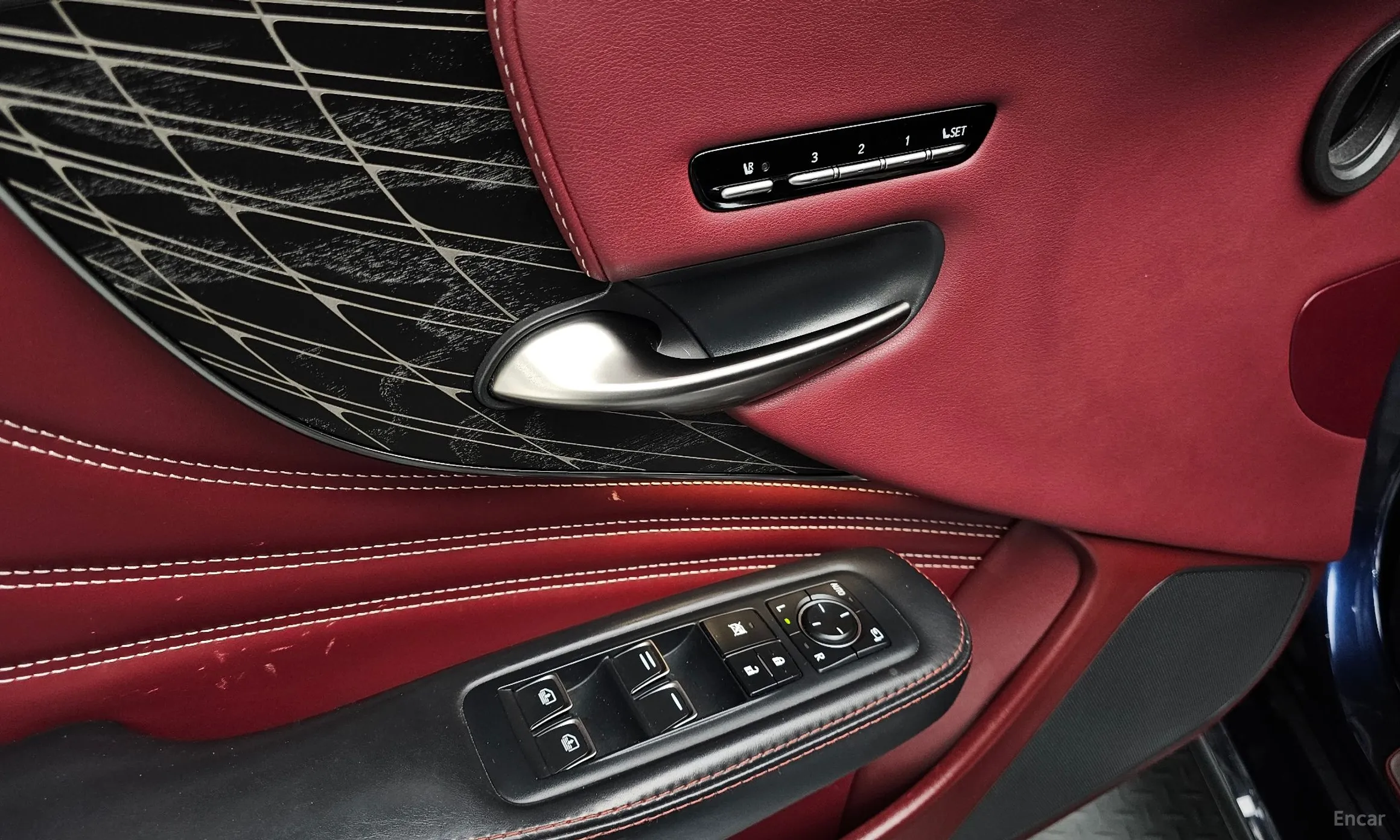 Lexus LS500h Gen 5 превью 17