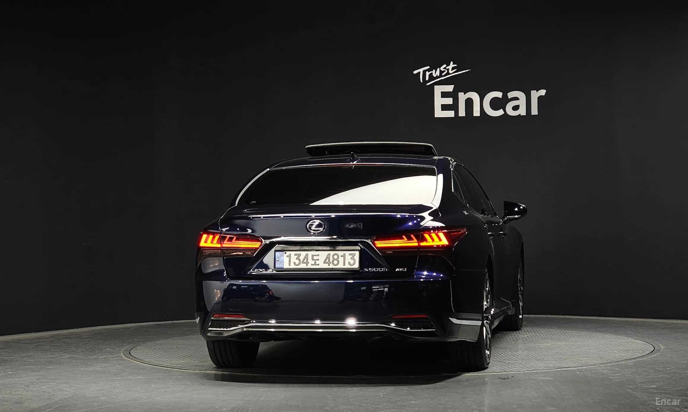 Lexus LS500h Gen 5 превью 4