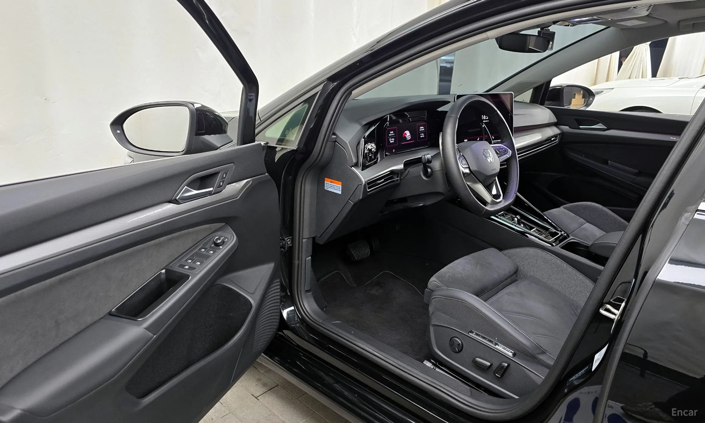 Volkswagen Golf 8th Generation превью 10