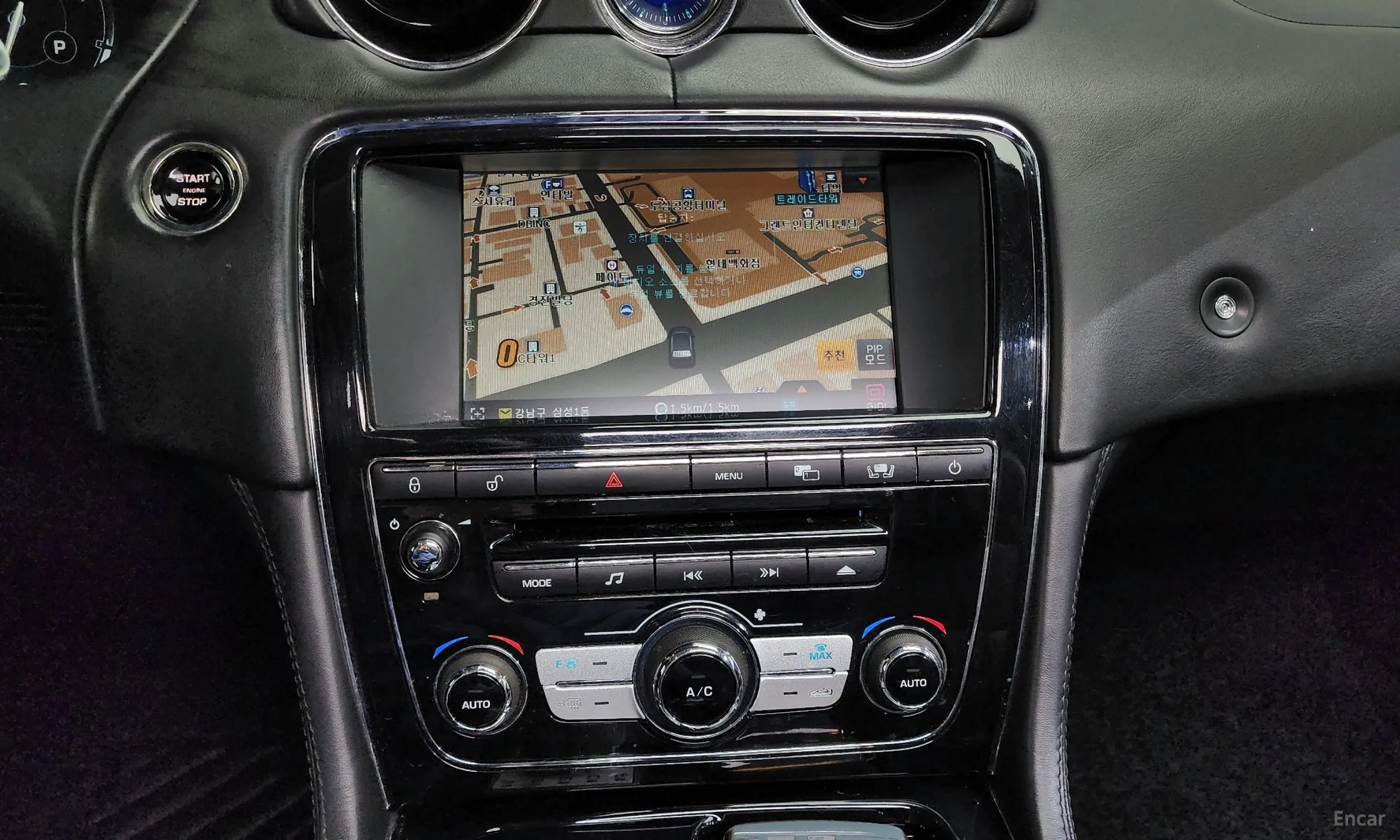 Jaguar All New XJ превью 15