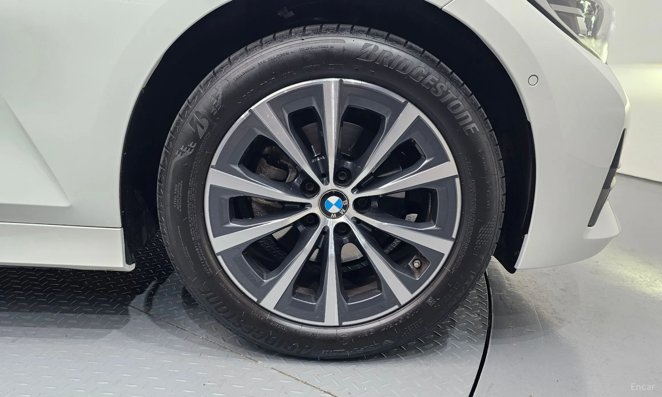 BMW 3 Series (G20) превью 5