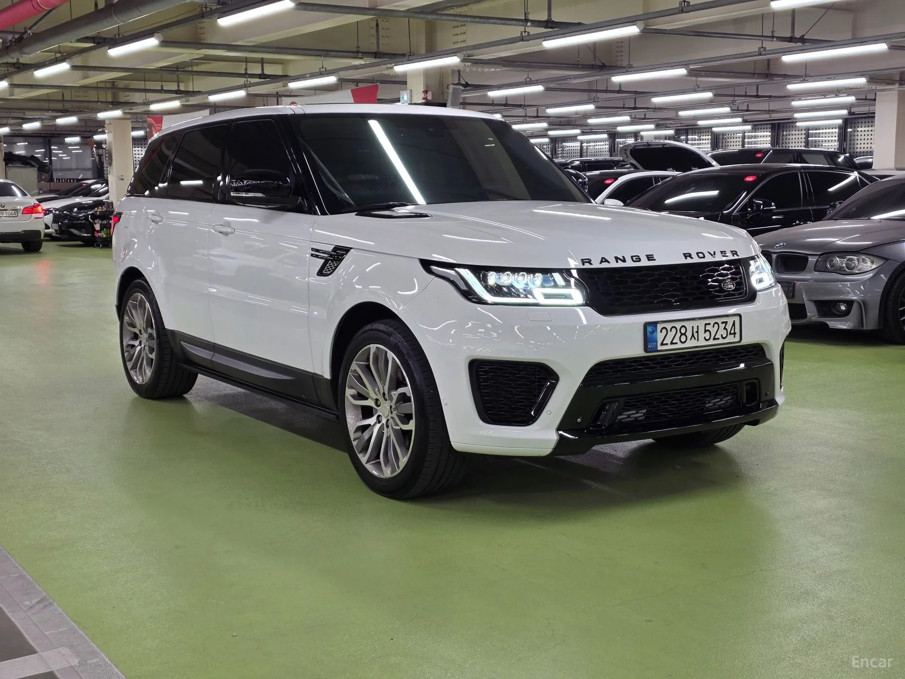 Land Rover Range Rover Sport 2nd Generation превью 4