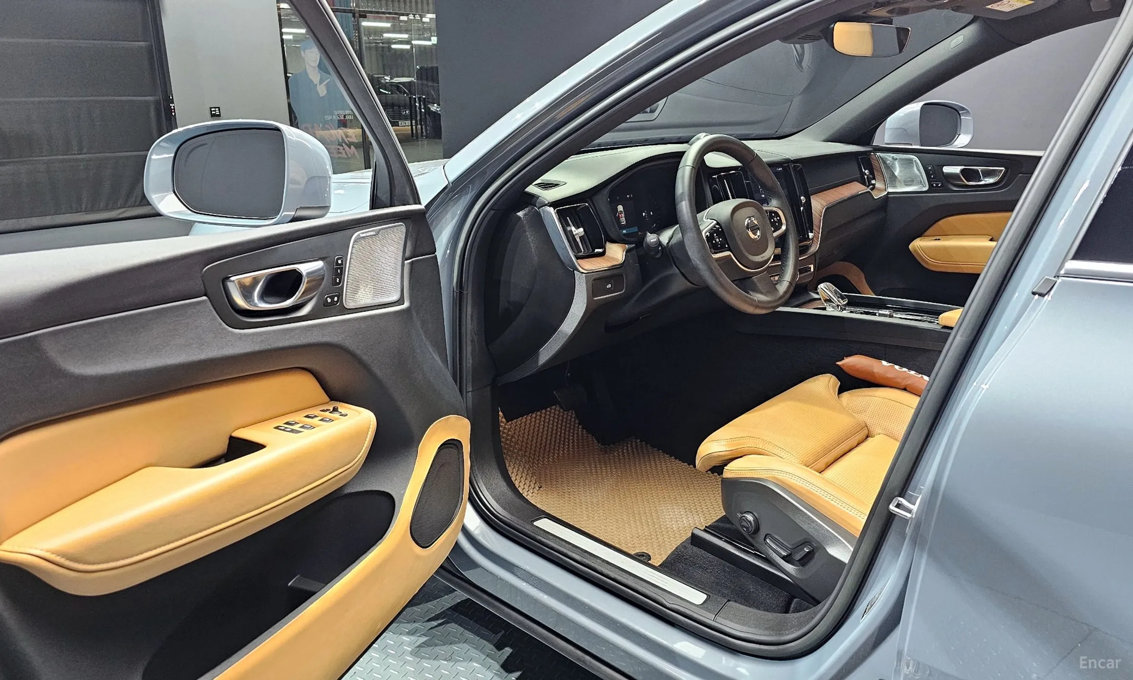 Volvo XC60 Gen 2 превью 11