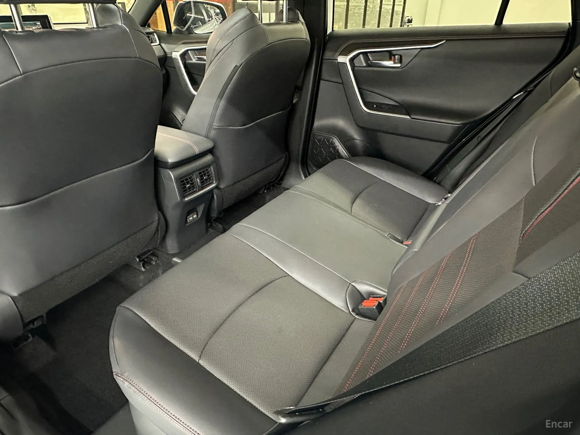 Toyota RAV4 5th Generation превью 11