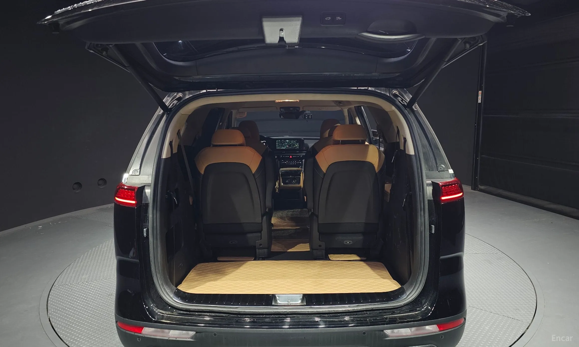 Kia Carnival Gen 4 превью 20