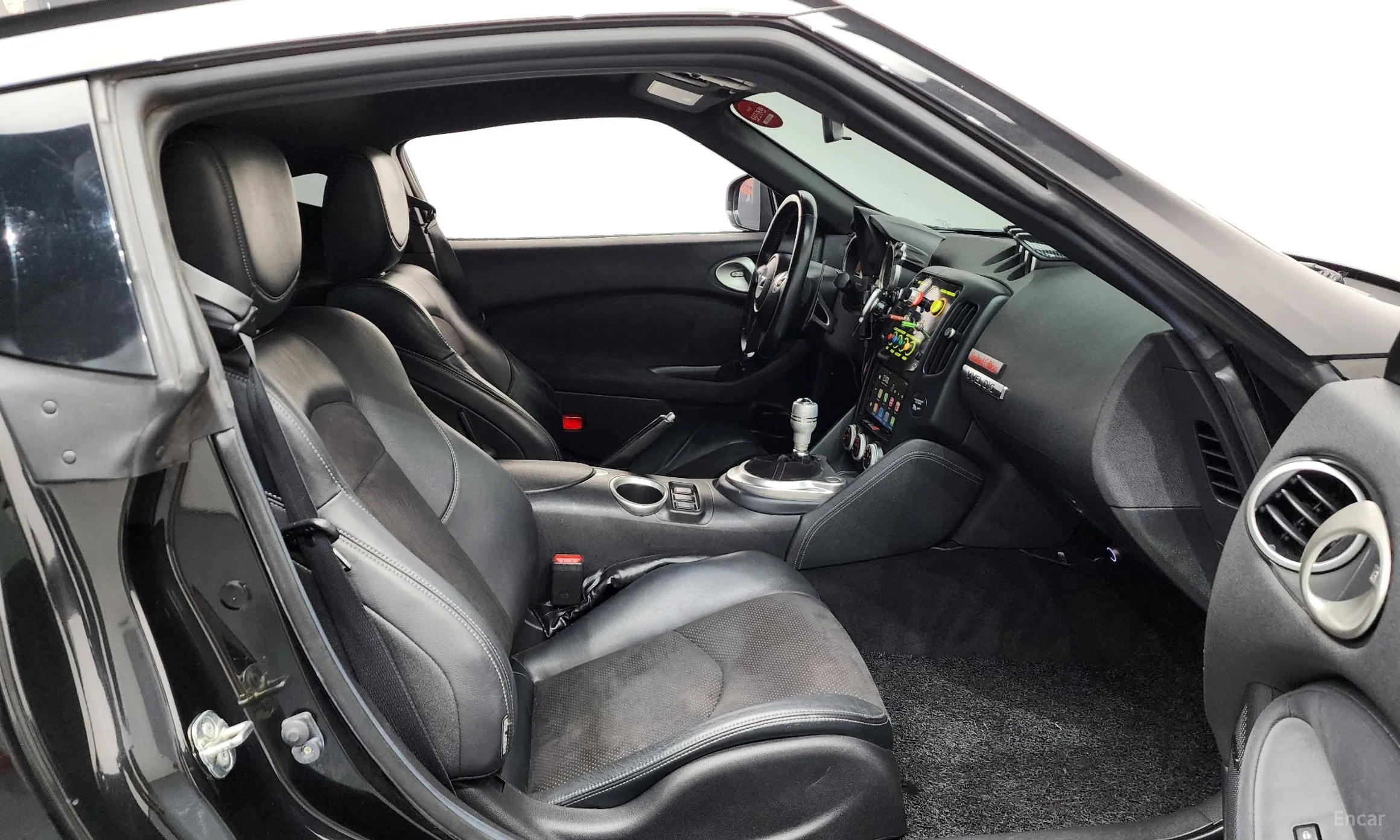 Nissan 370Z превью 11