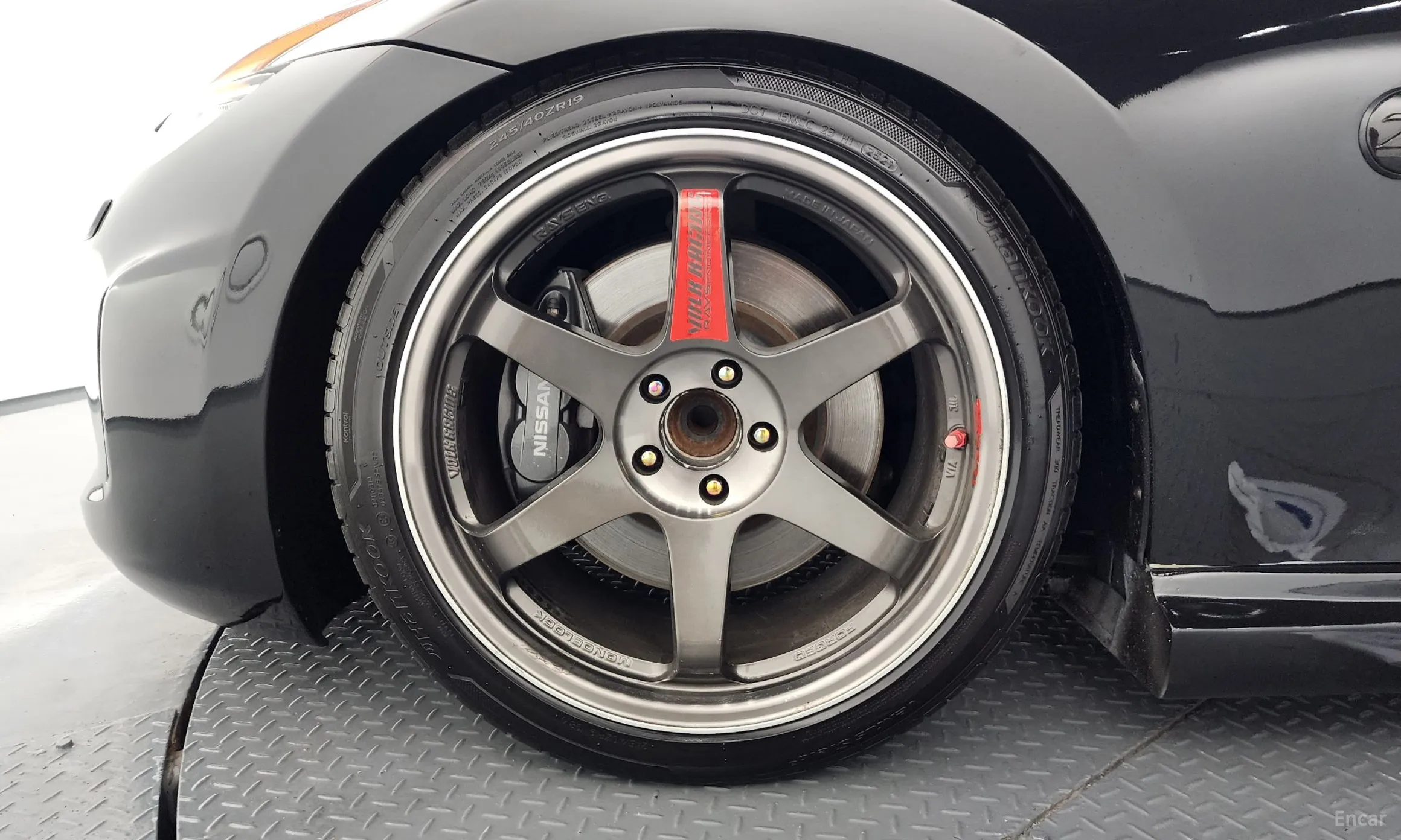 Nissan 370Z превью 5