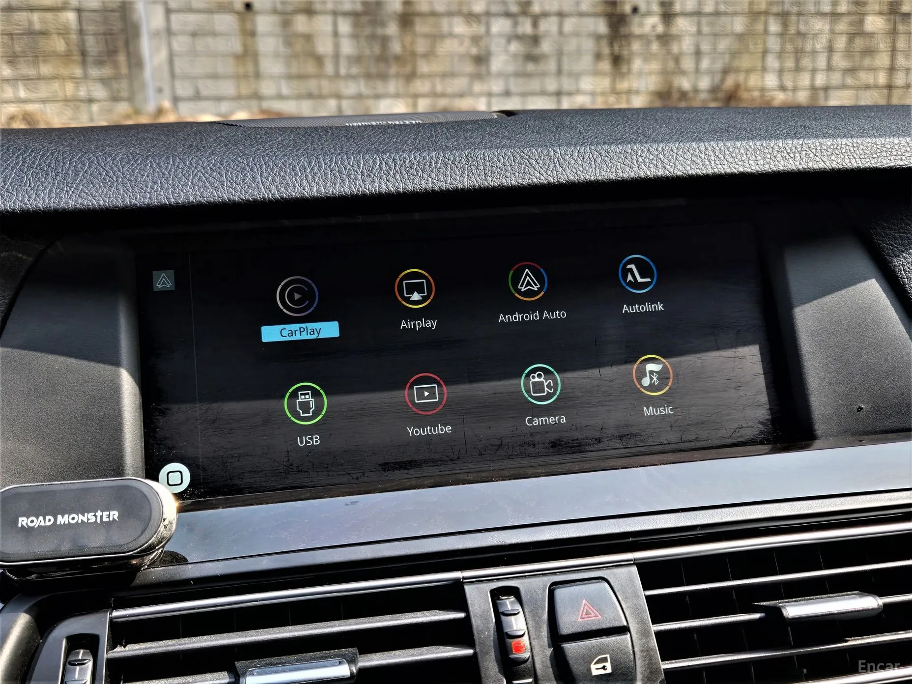 BMW 5 Series (F10) превью 13