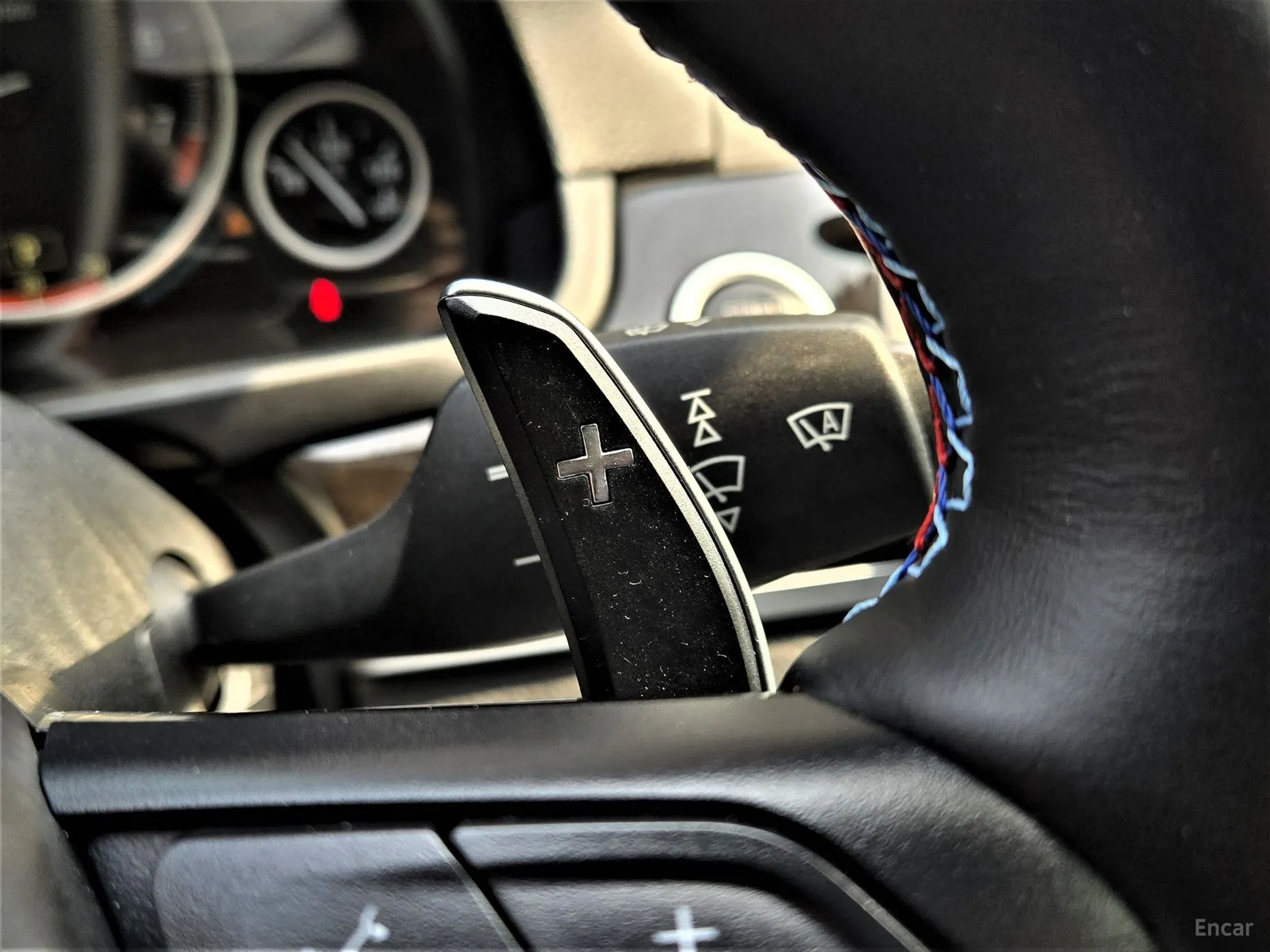 BMW 5 Series (F10) превью 18