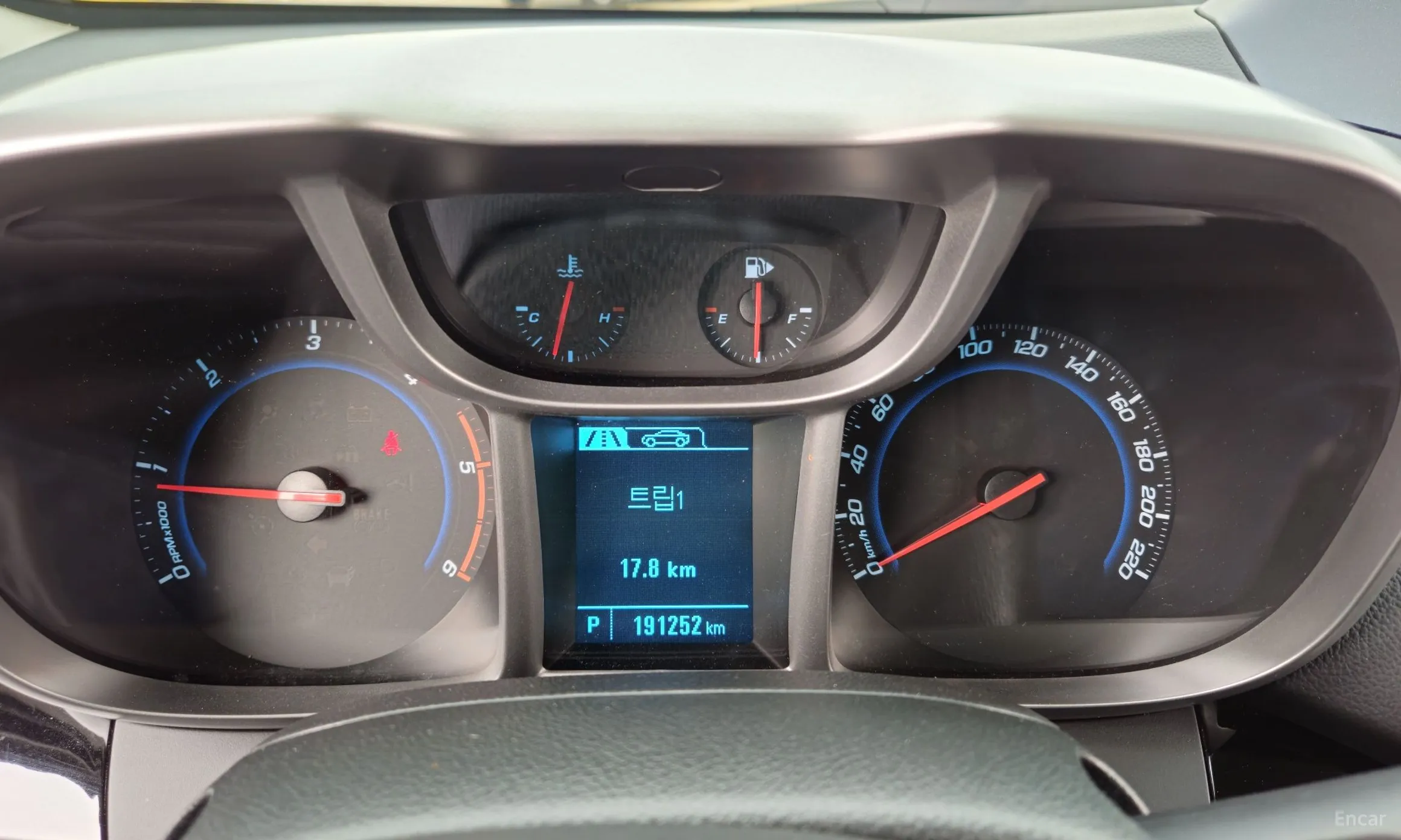 Chevrolet (GM Daewoo) Orlando превью 8