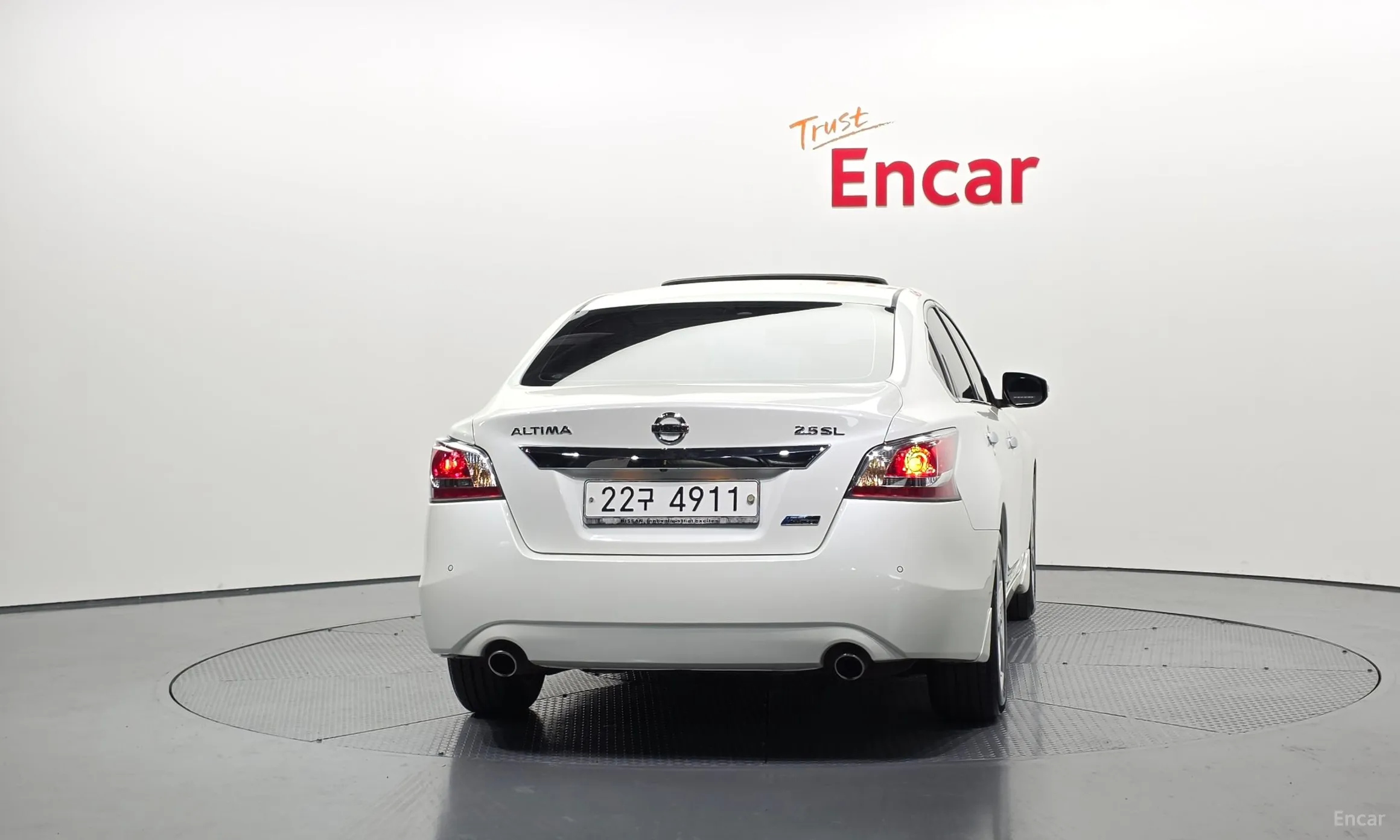 Nissan Altima превью 4