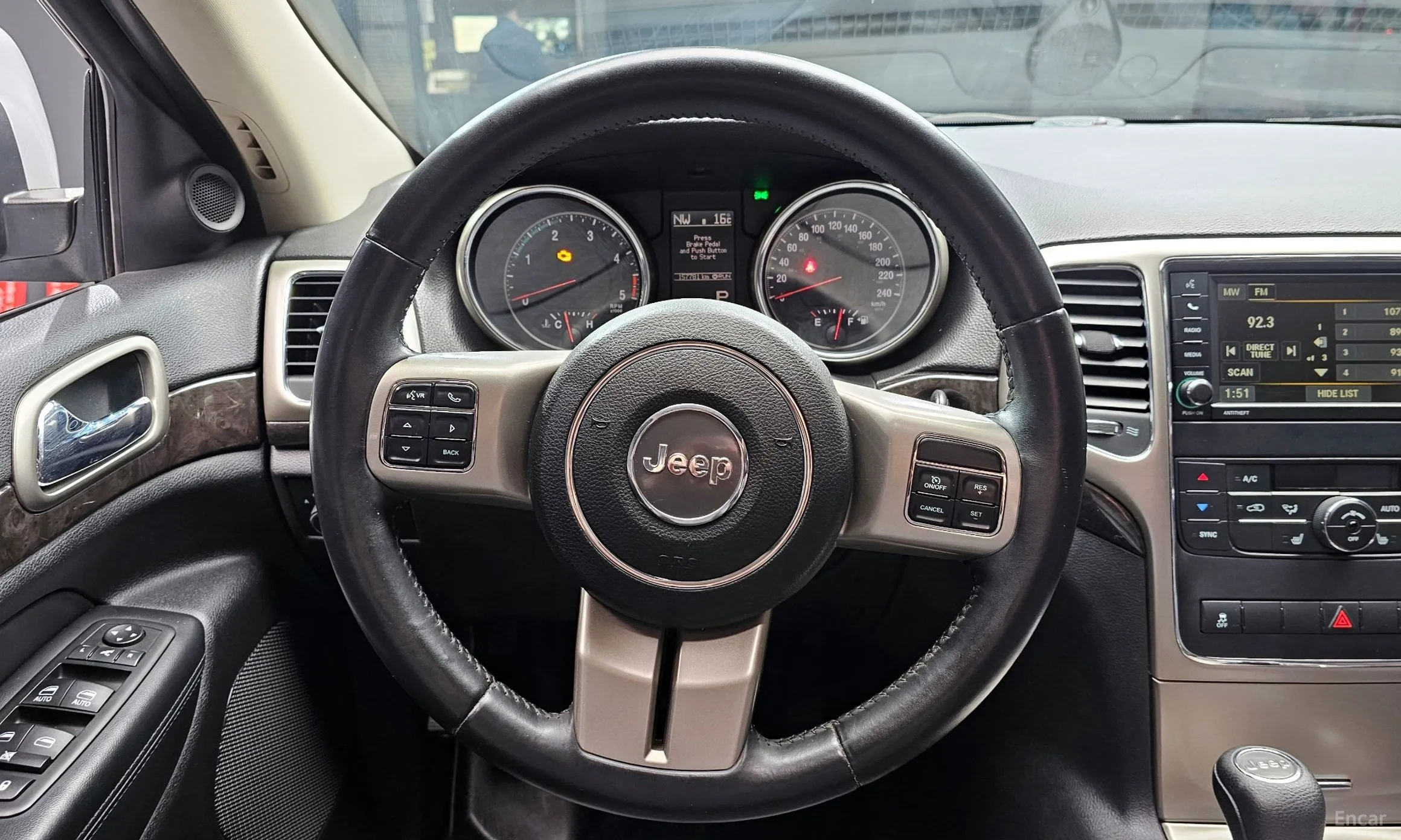Jeep Grand Cherokee превью 13