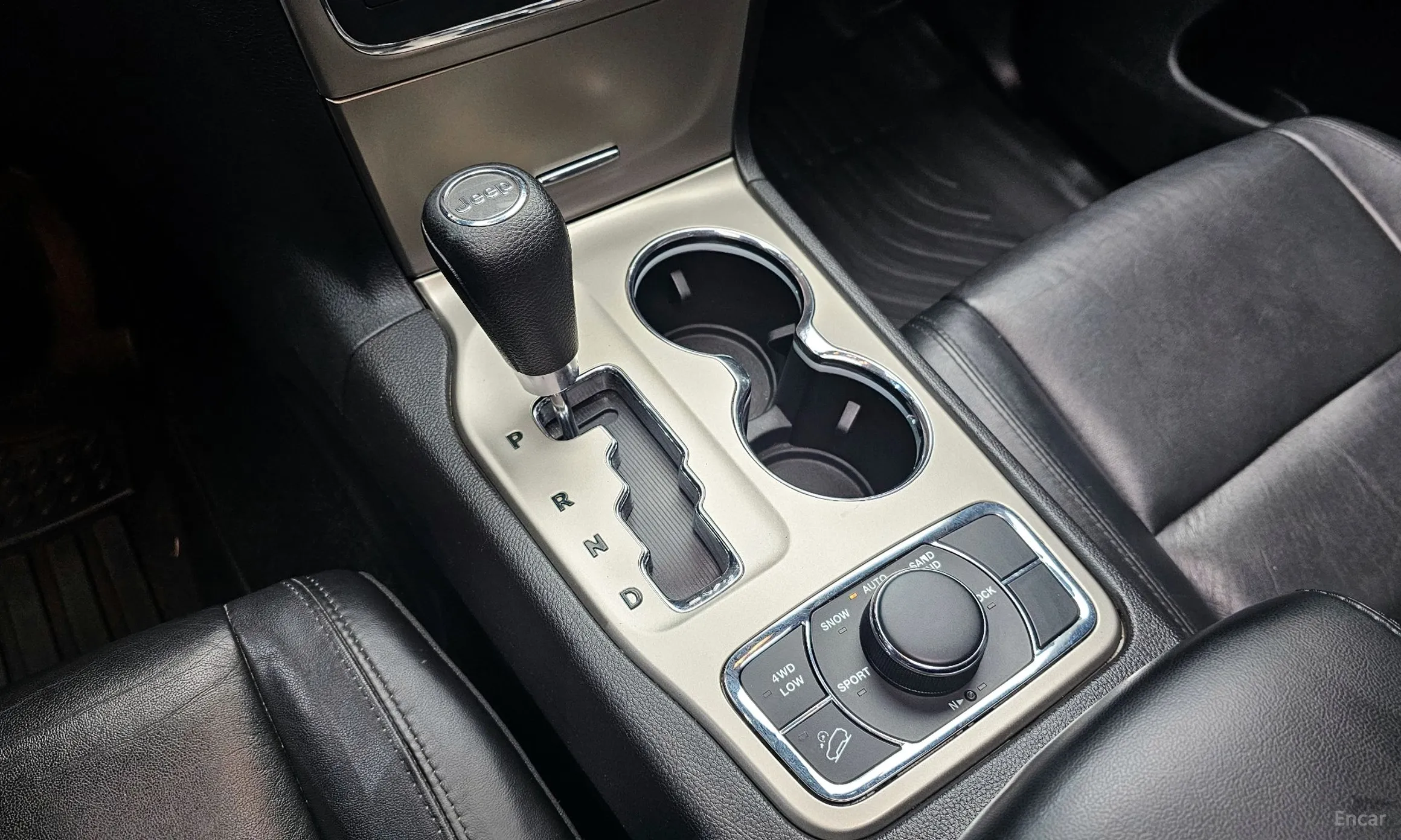 Jeep Grand Cherokee превью 9