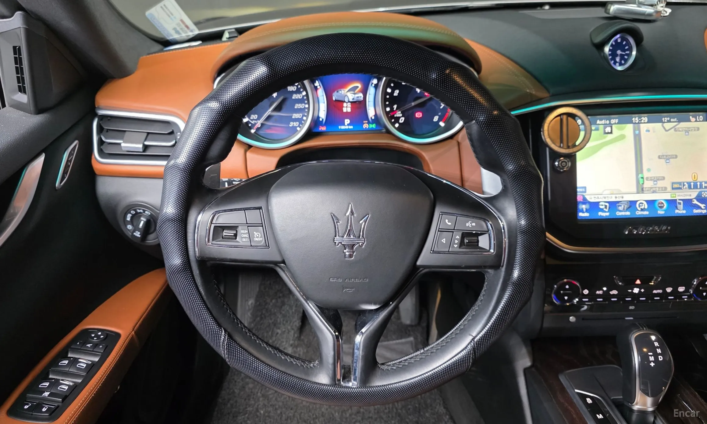 Maserati Ghibli превью 14