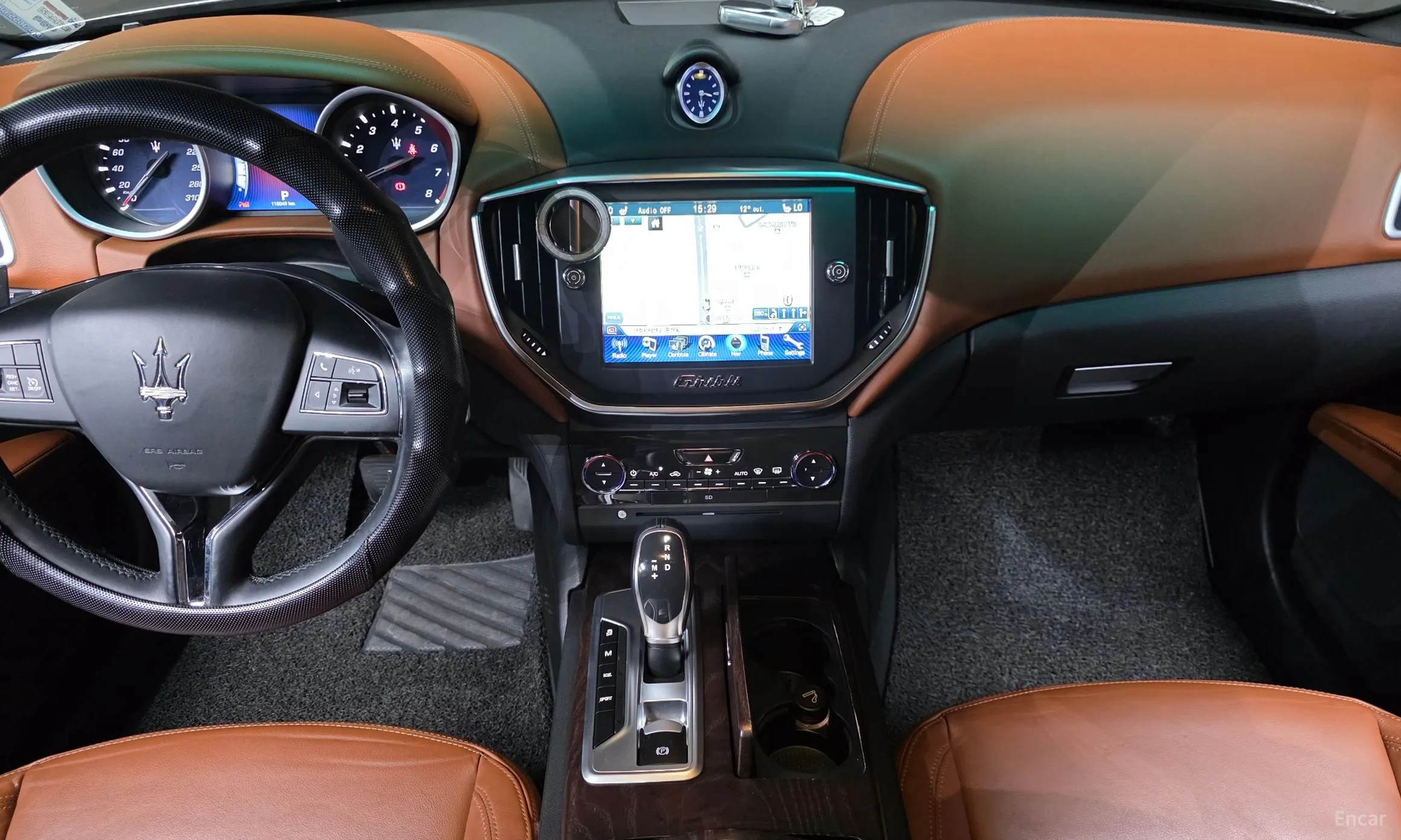 Maserati Ghibli превью 15