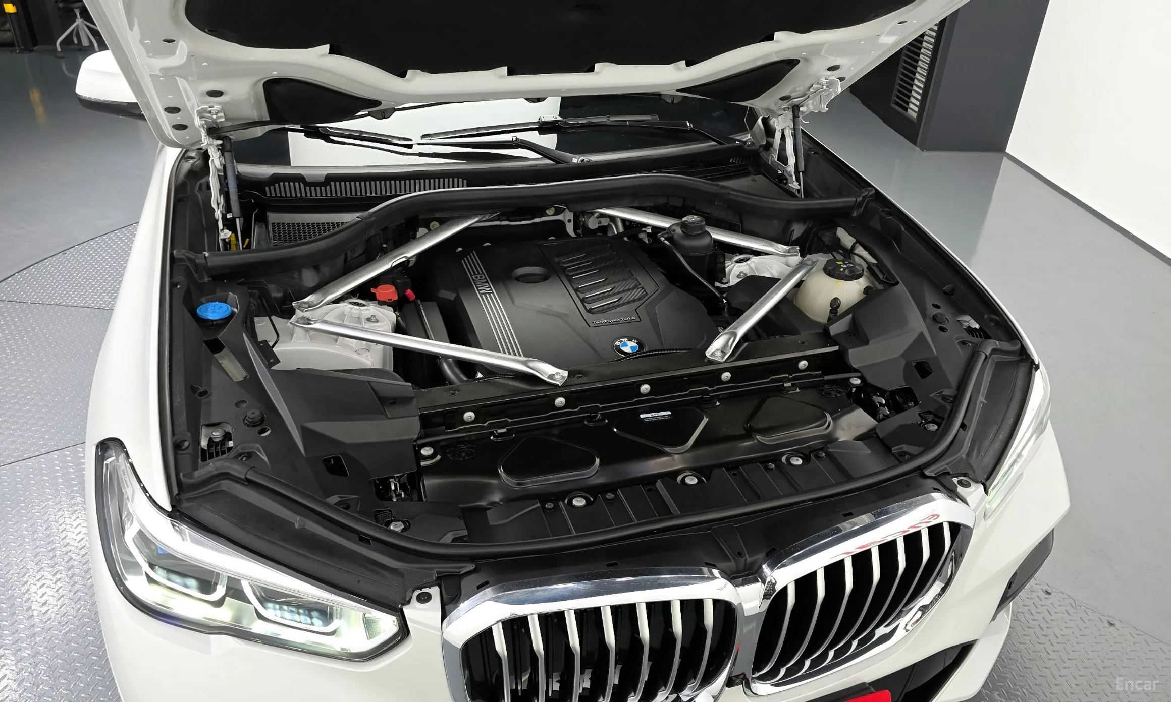 BMW X5 (G05) превью 6