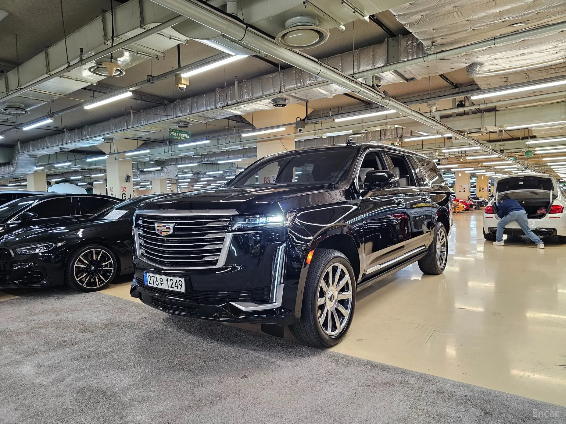 Cadillac Escalade 5th Generation превью 4
