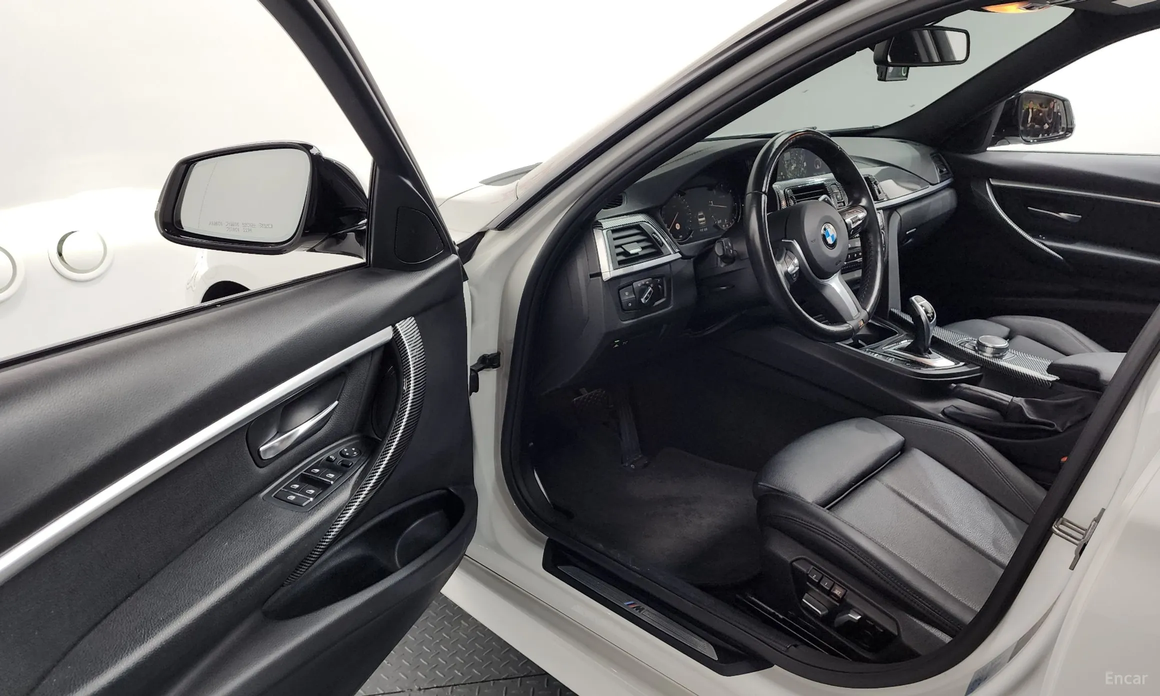 BMW 3 Series (F30) превью 10