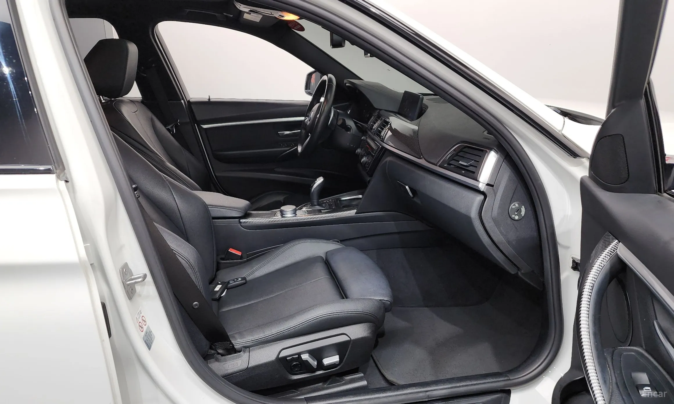 BMW 3 Series (F30) превью 11