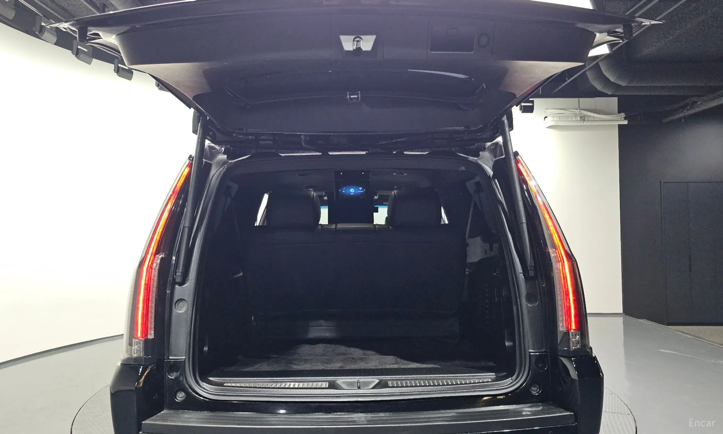 Cadillac Escalade превью 20