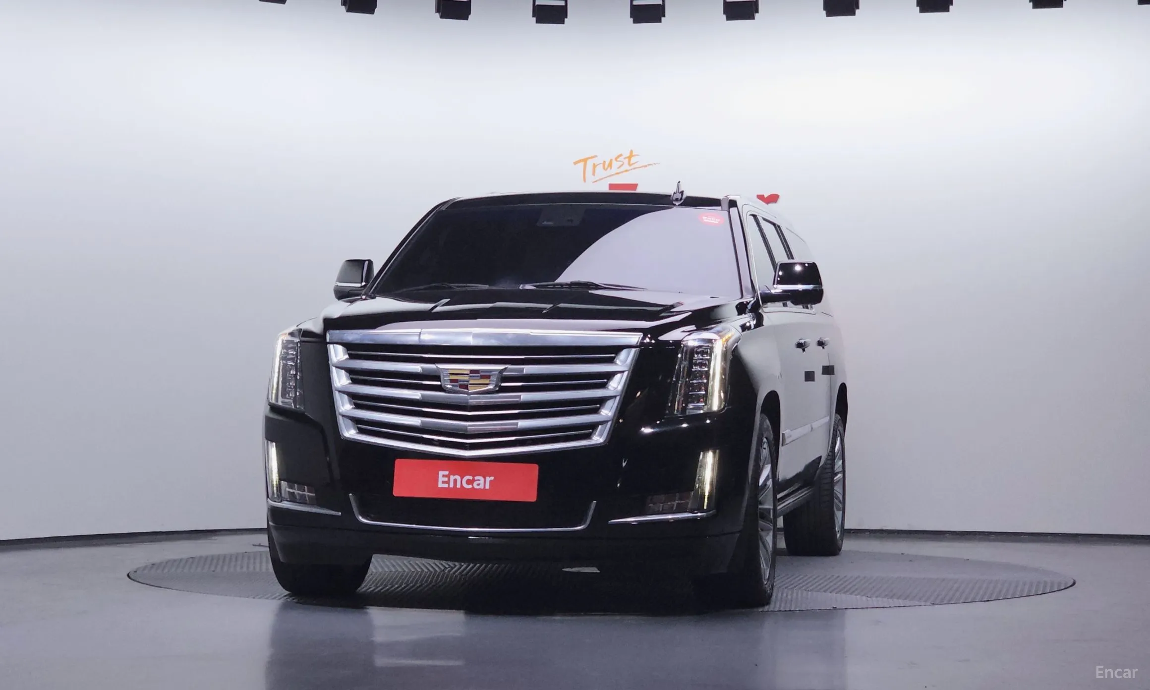 Cadillac Escalade превью 3