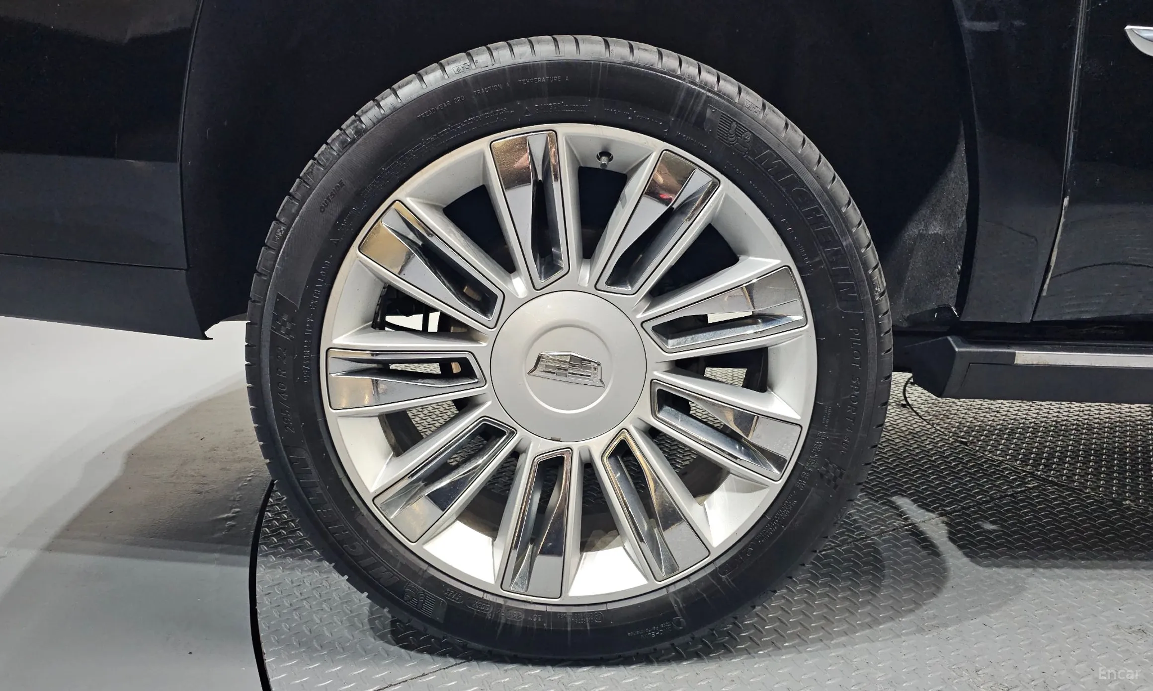 Cadillac Escalade превью 5