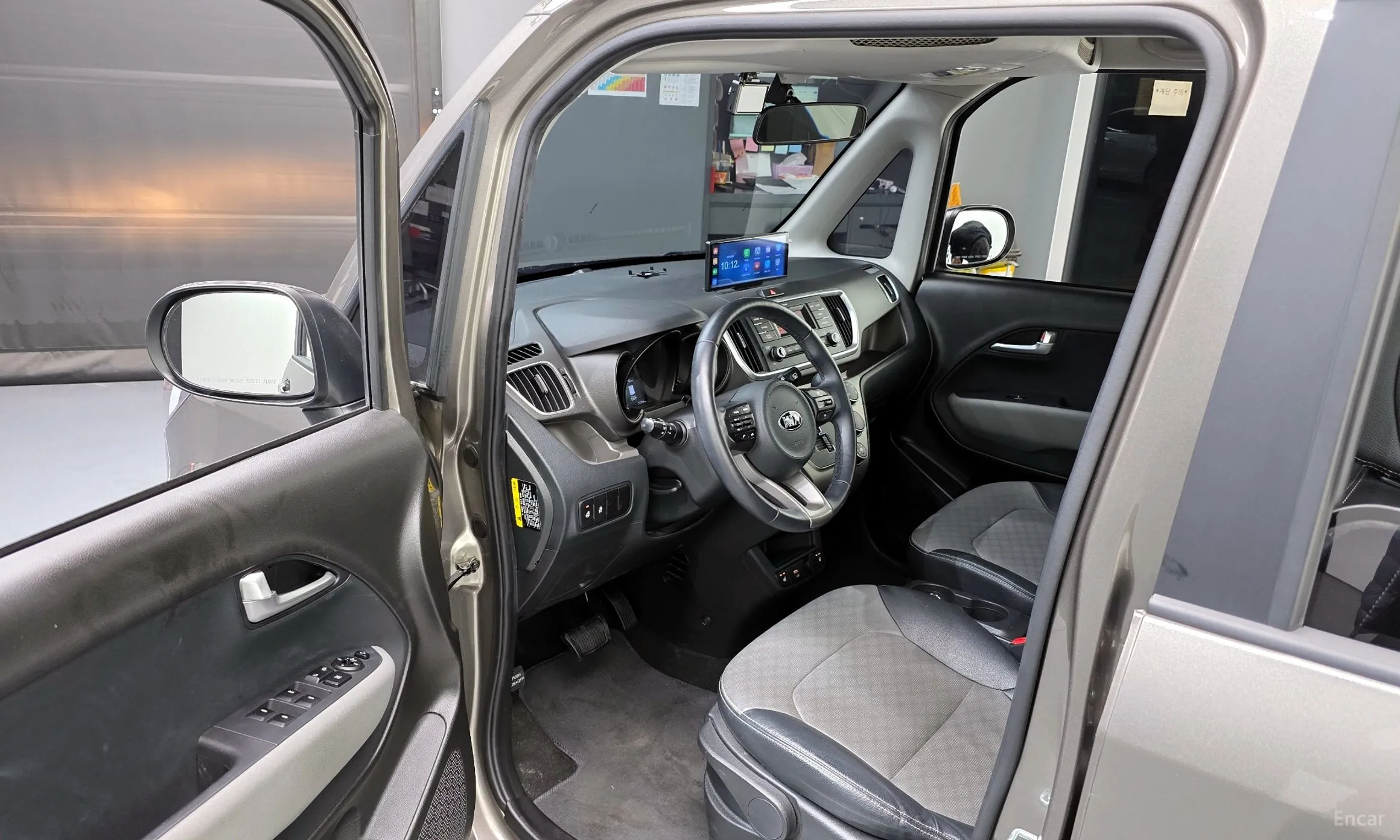Kia Ray превью 10