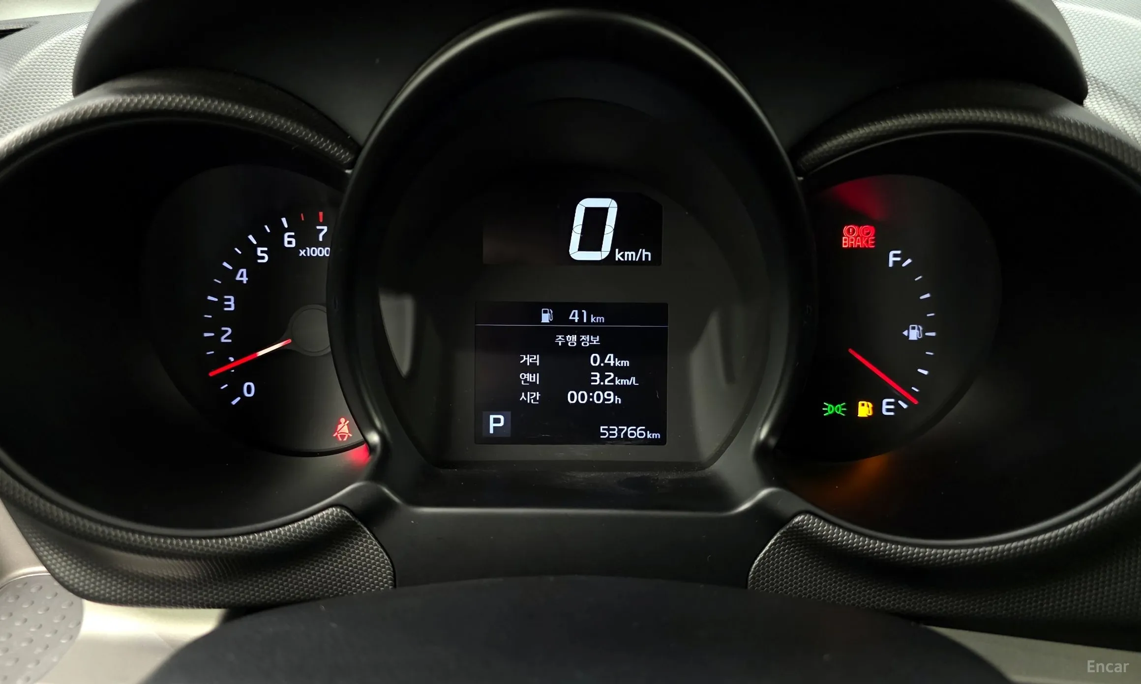 Kia Ray превью 8