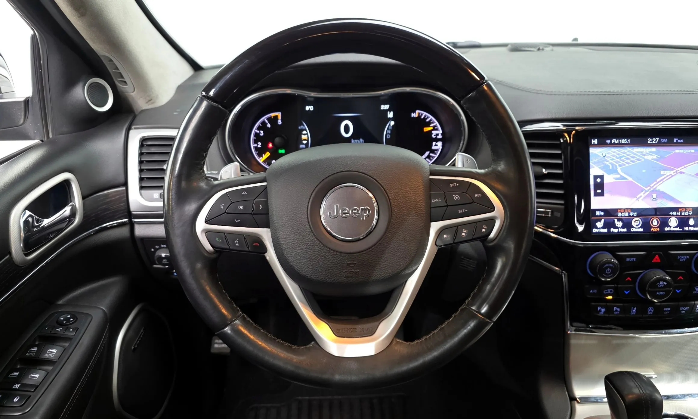 Jeep Grand Cherokee превью 13