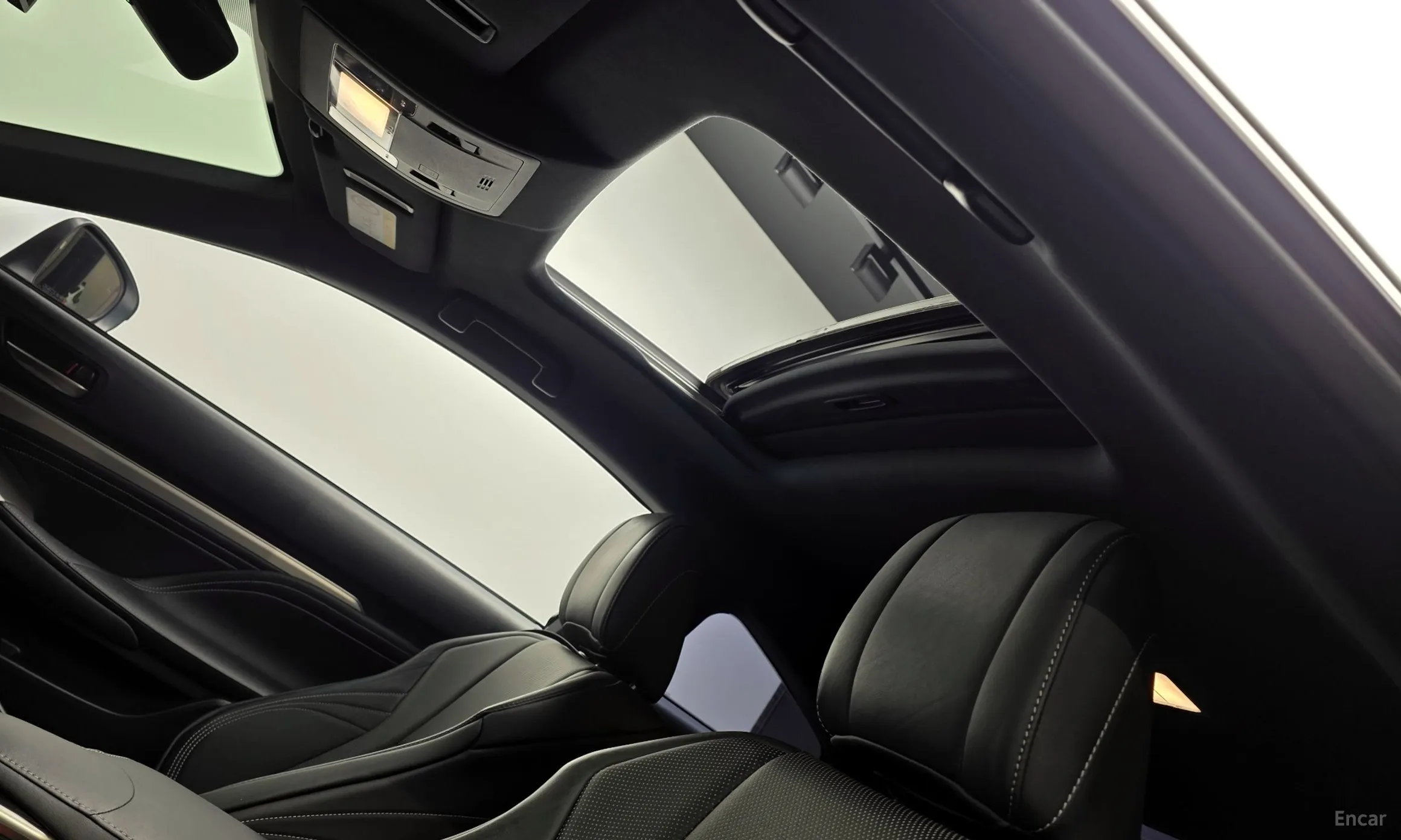 Lexus RC200t превью 19