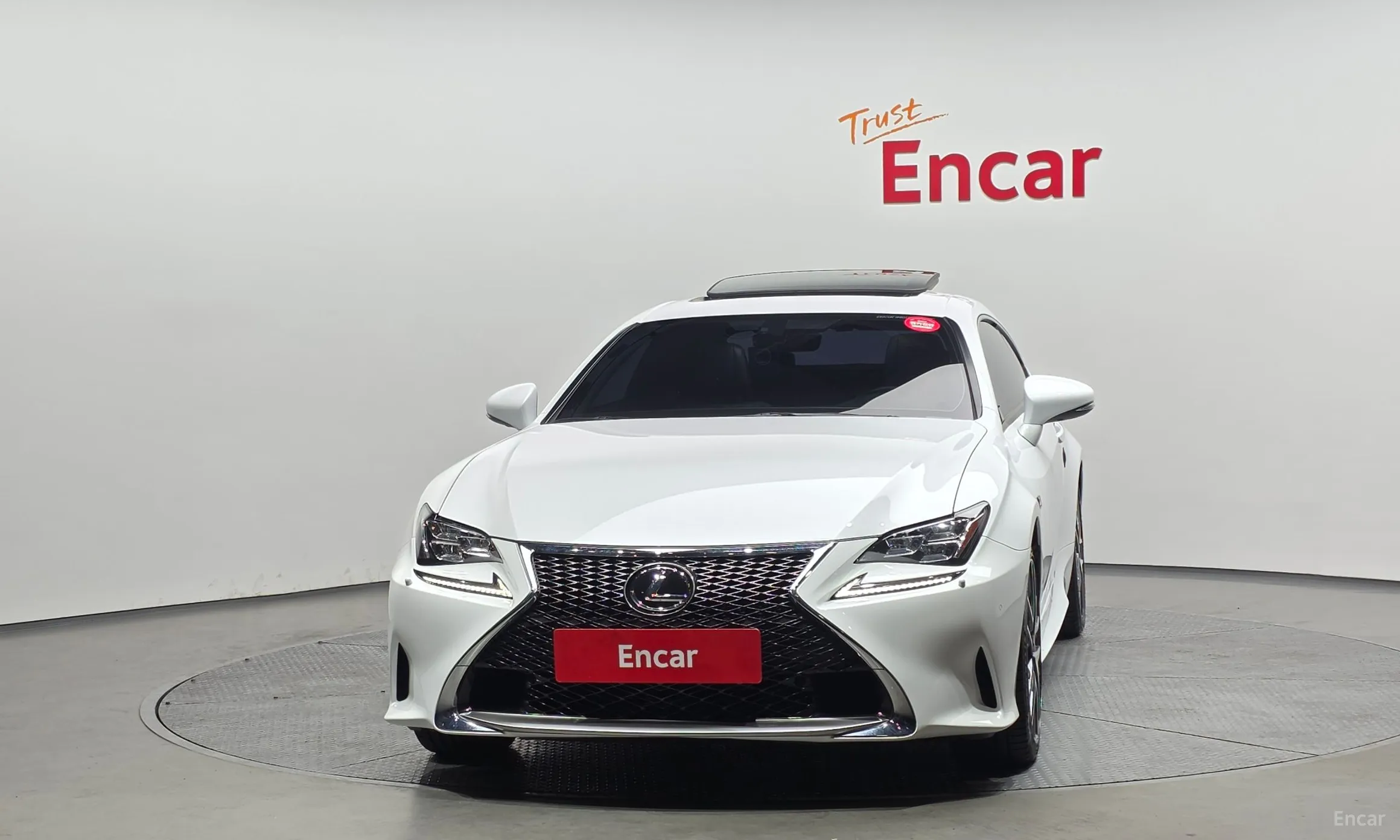 Lexus RC200t превью 3
