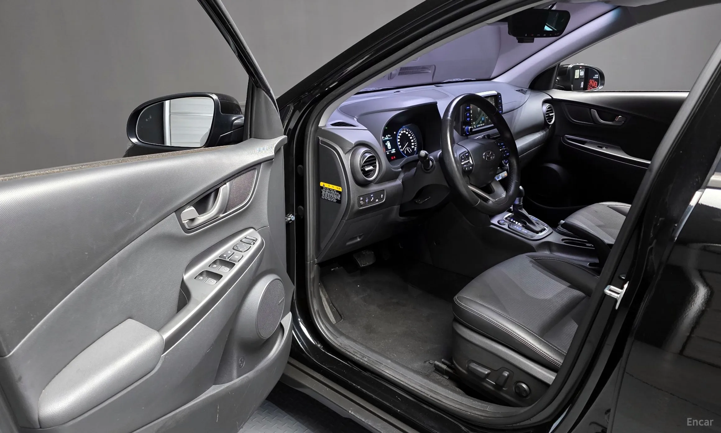 Hyundai Kona превью 10