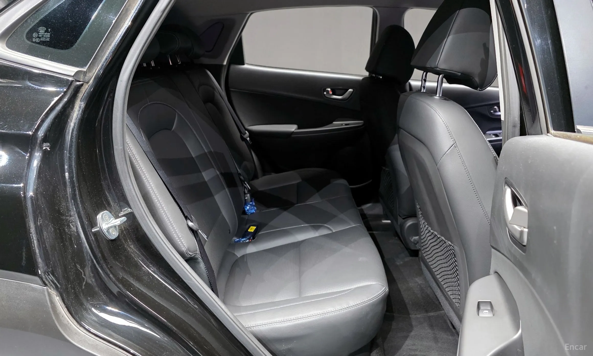 Hyundai Kona превью 12